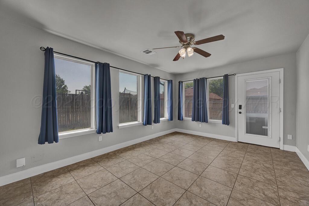 9315 Buccola Avenue Property Photo 12