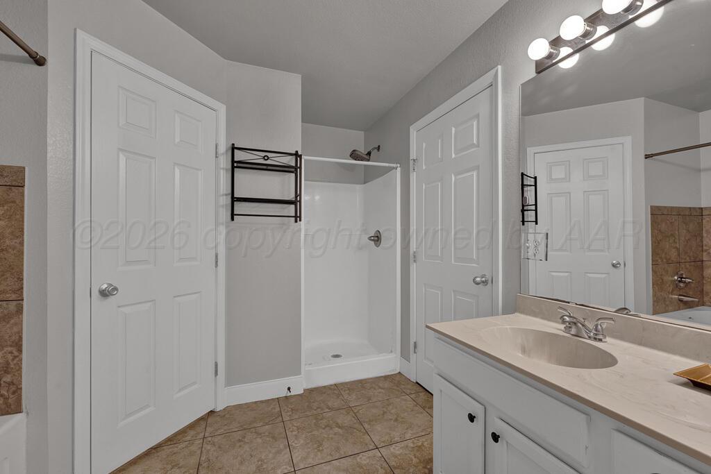 9315 Buccola Avenue Property Photo 16