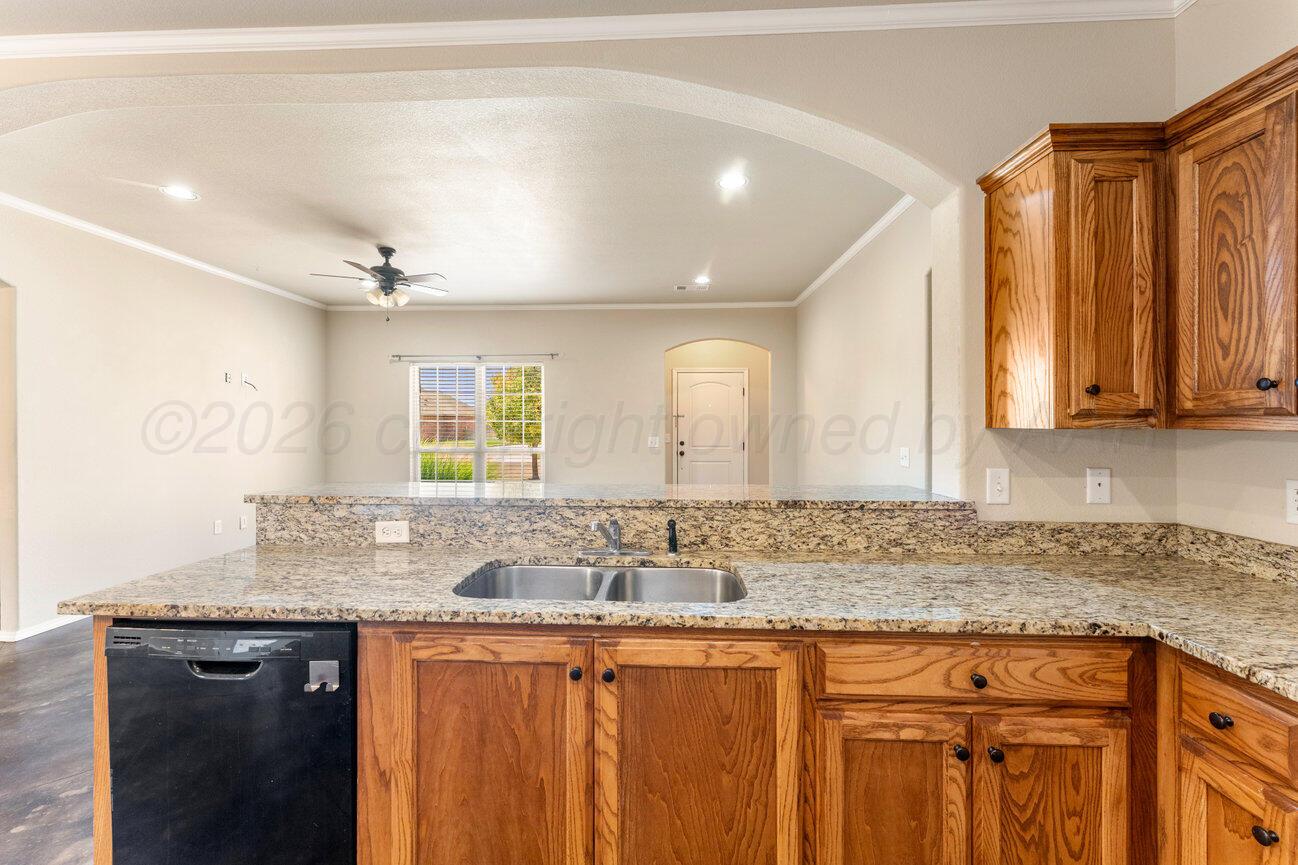 9607 Asher Avenue Property Photo 11