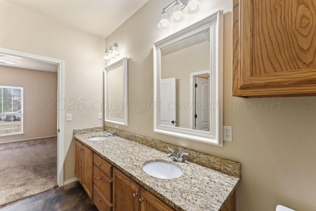 9607 Asher Avenue Property Photo 20