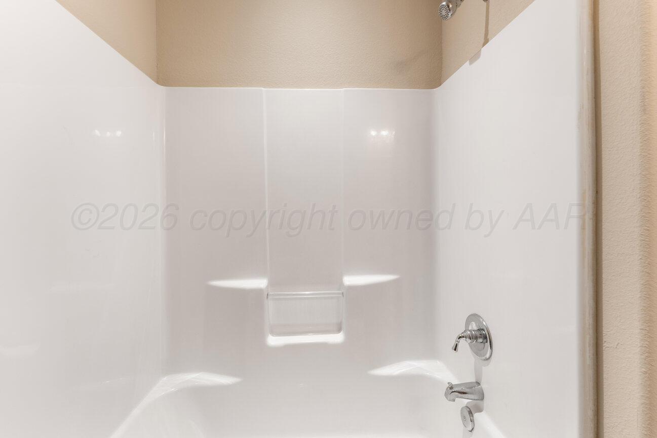 9607 Asher Avenue Property Photo 28