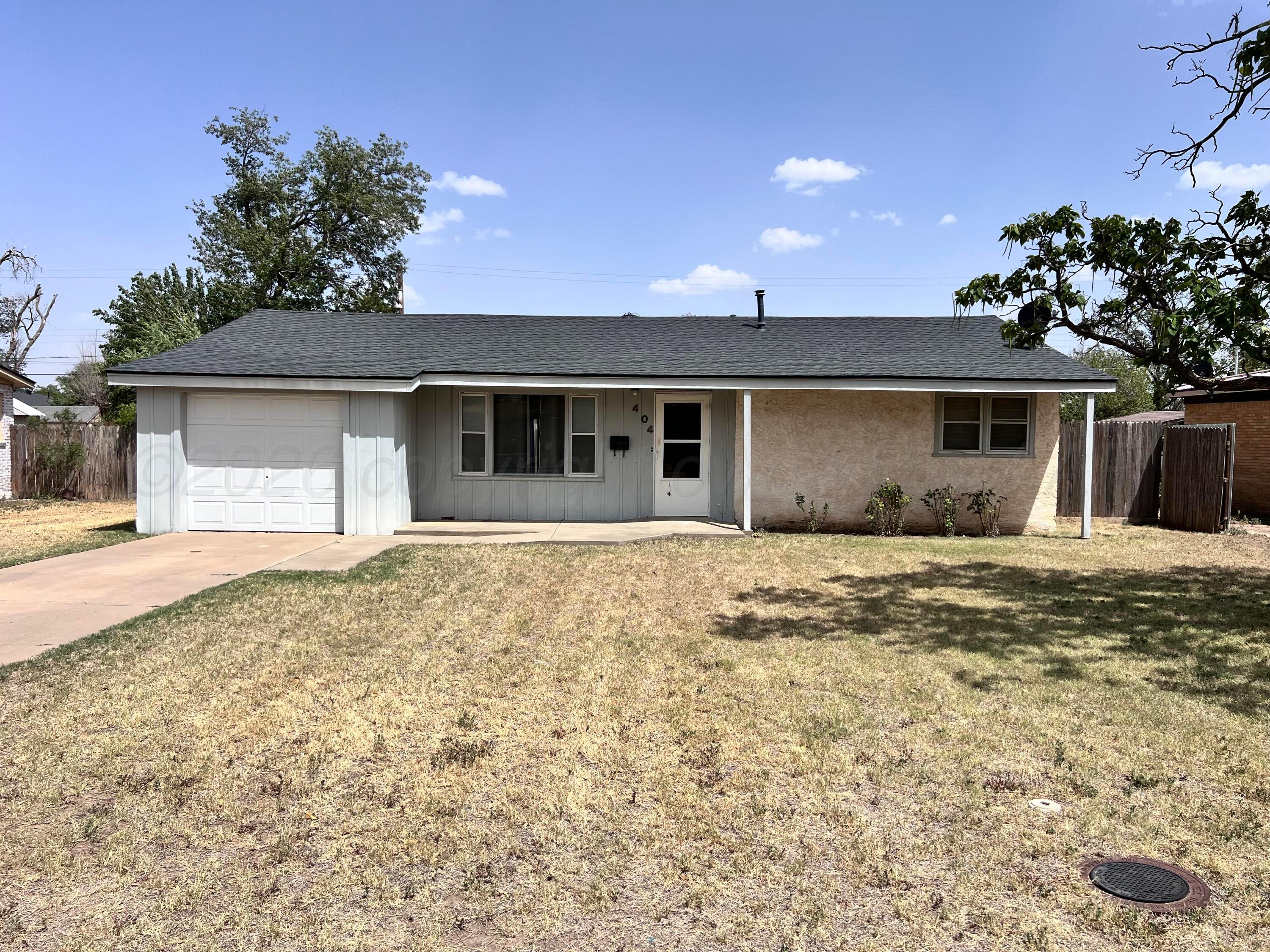 404 Avenue J Property Photo 2