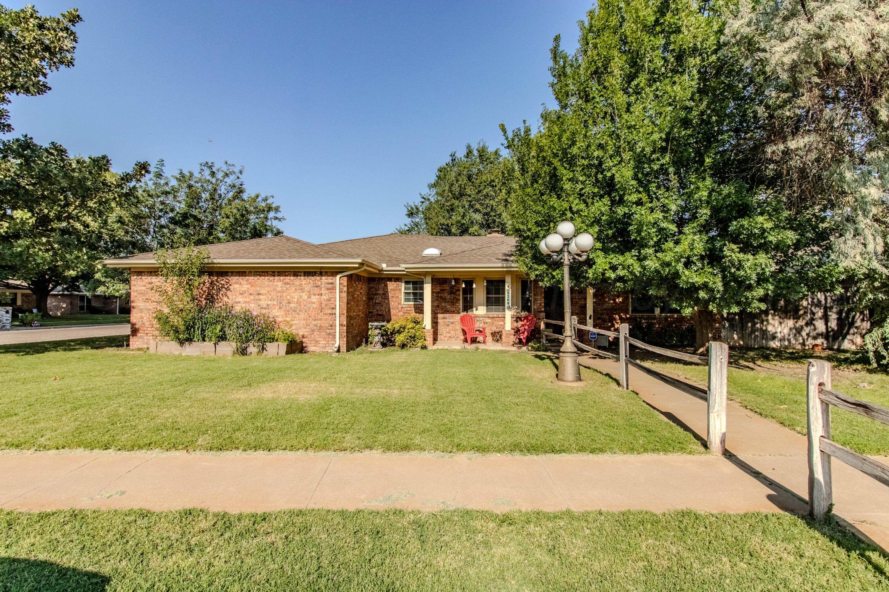 5208 While A Way Road Property Photo 1