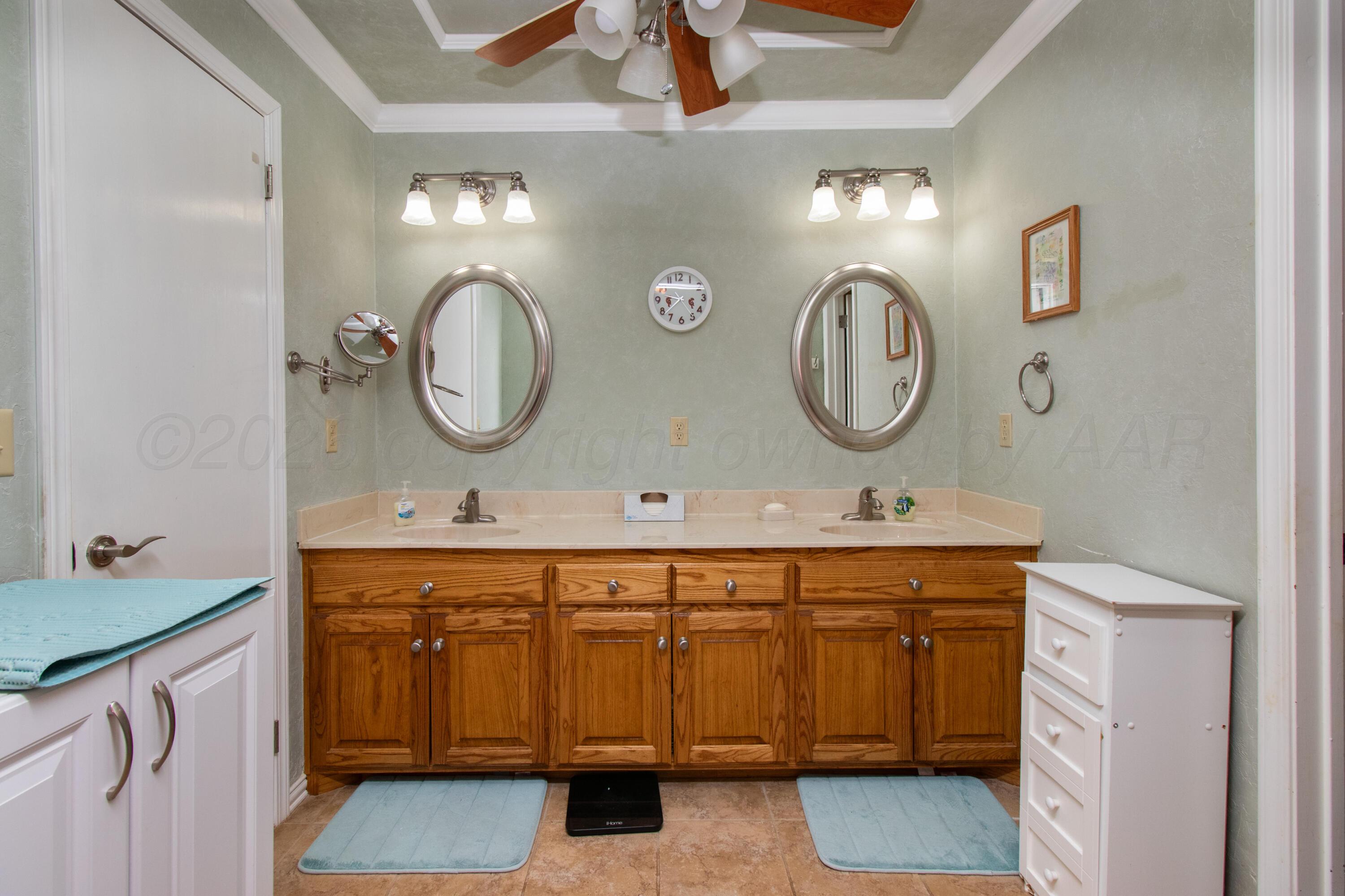 5208 While A Way Road Property Photo 22