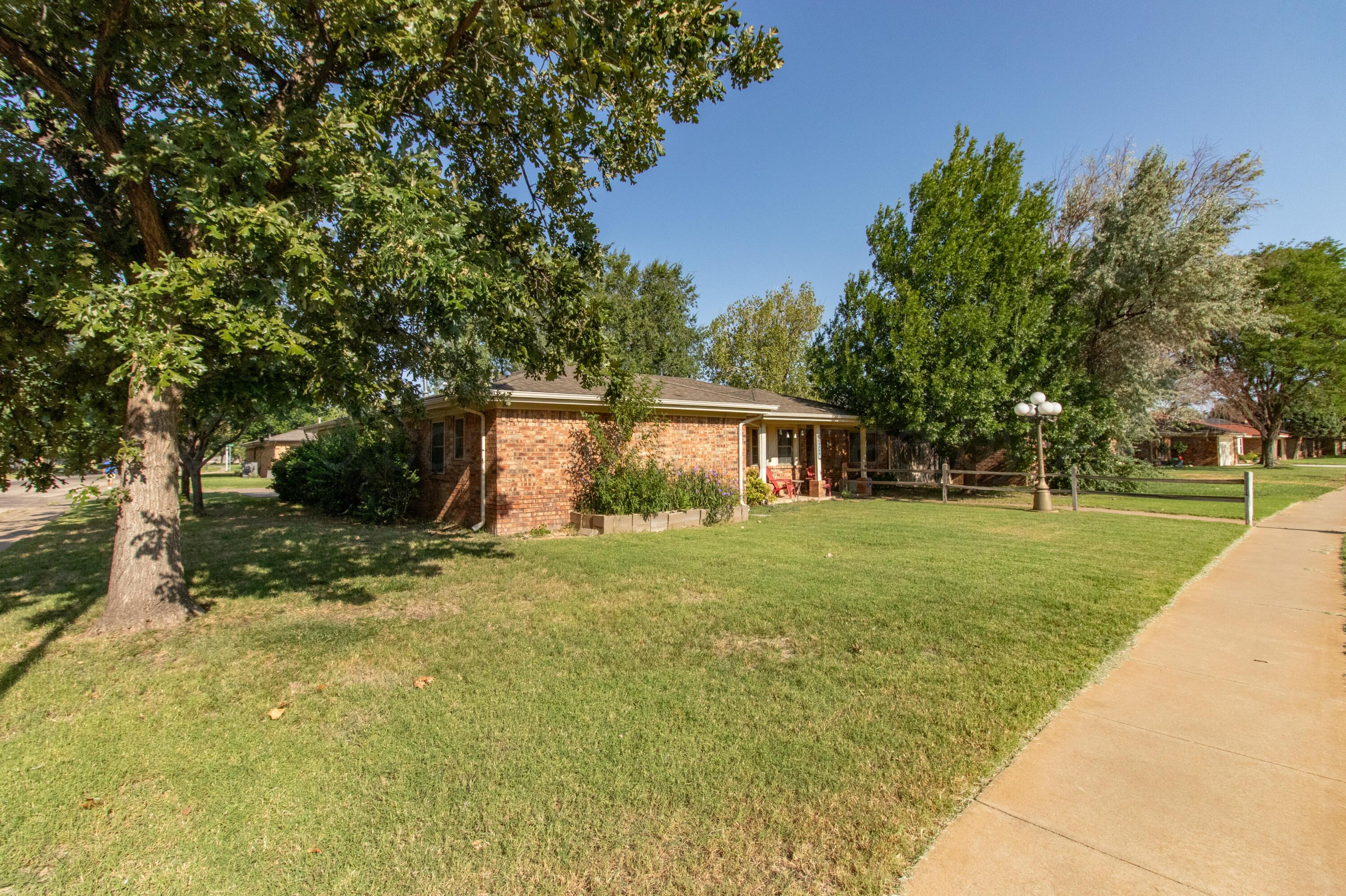 5208 While A Way Road Property Photo 36