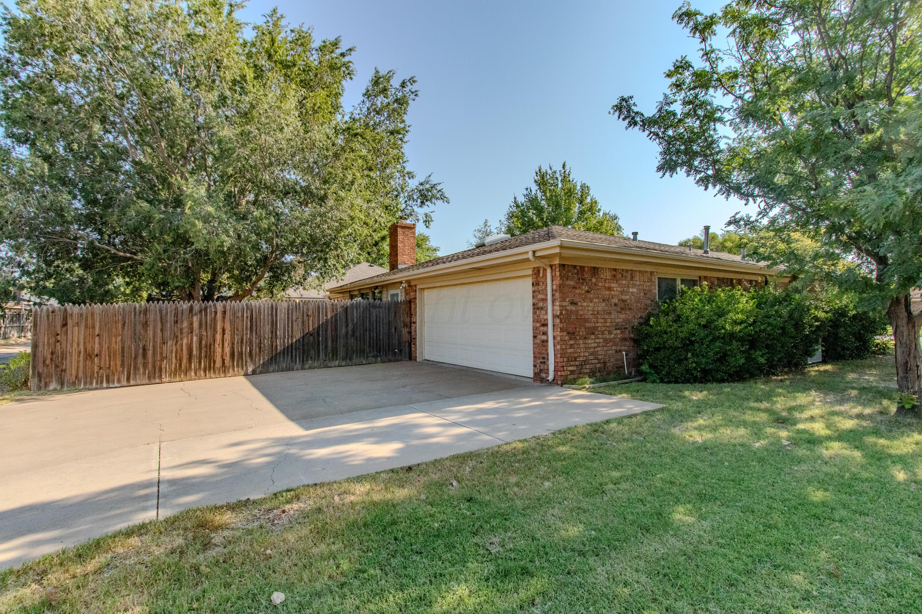 5208 While A Way Road Property Photo 37
