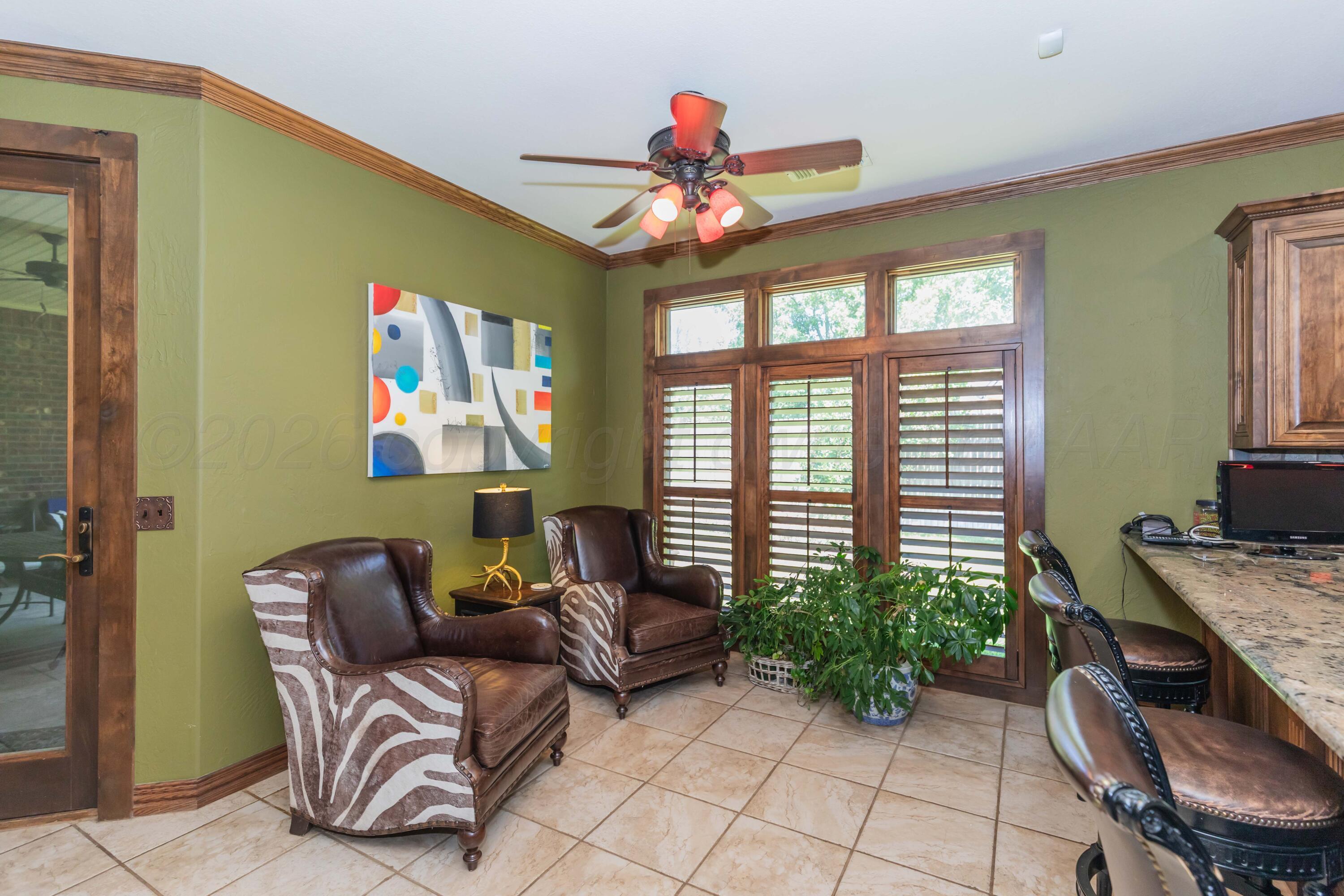 7812 Oakview Drive Property Photo 11