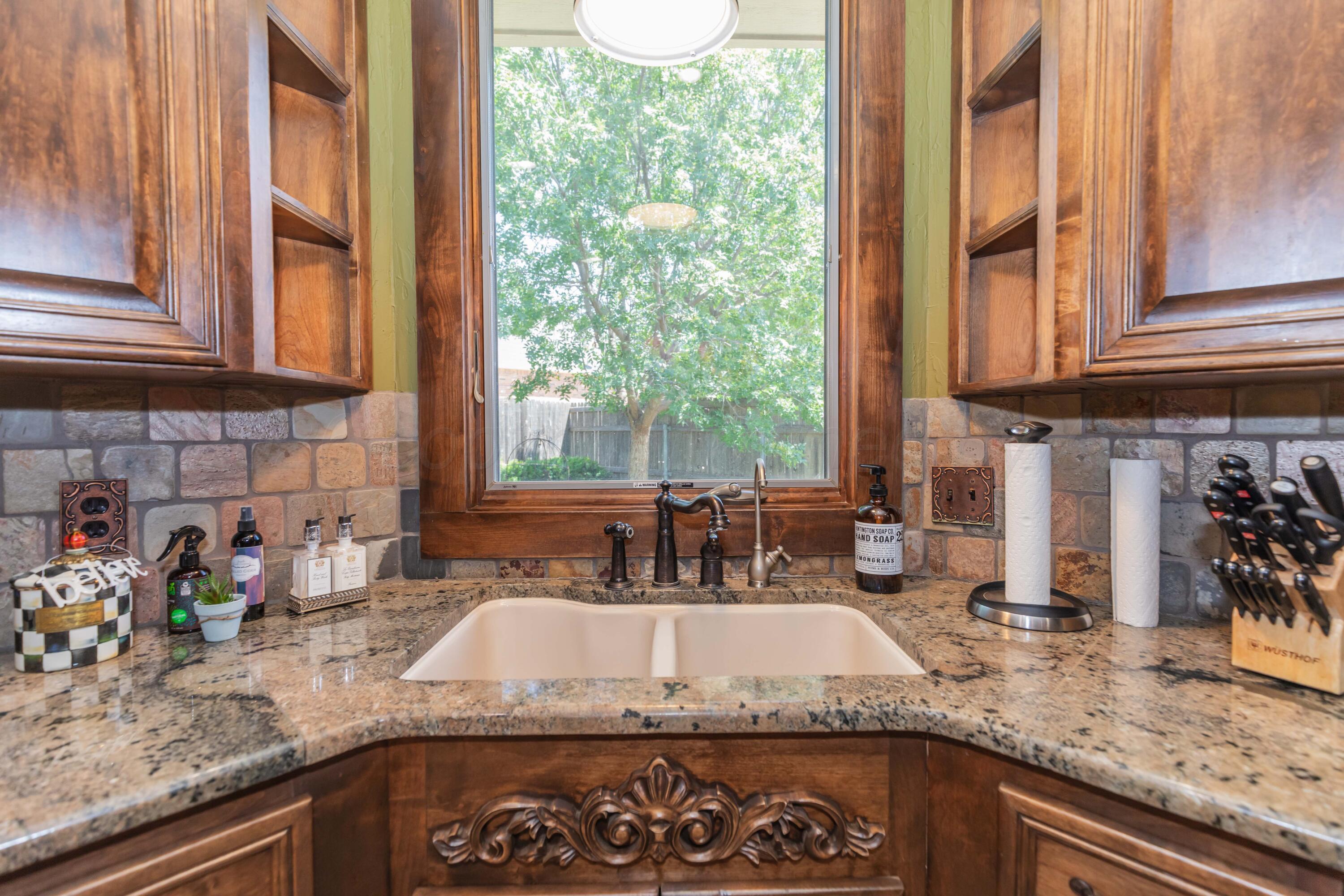7812 Oakview Drive Property Photo 15