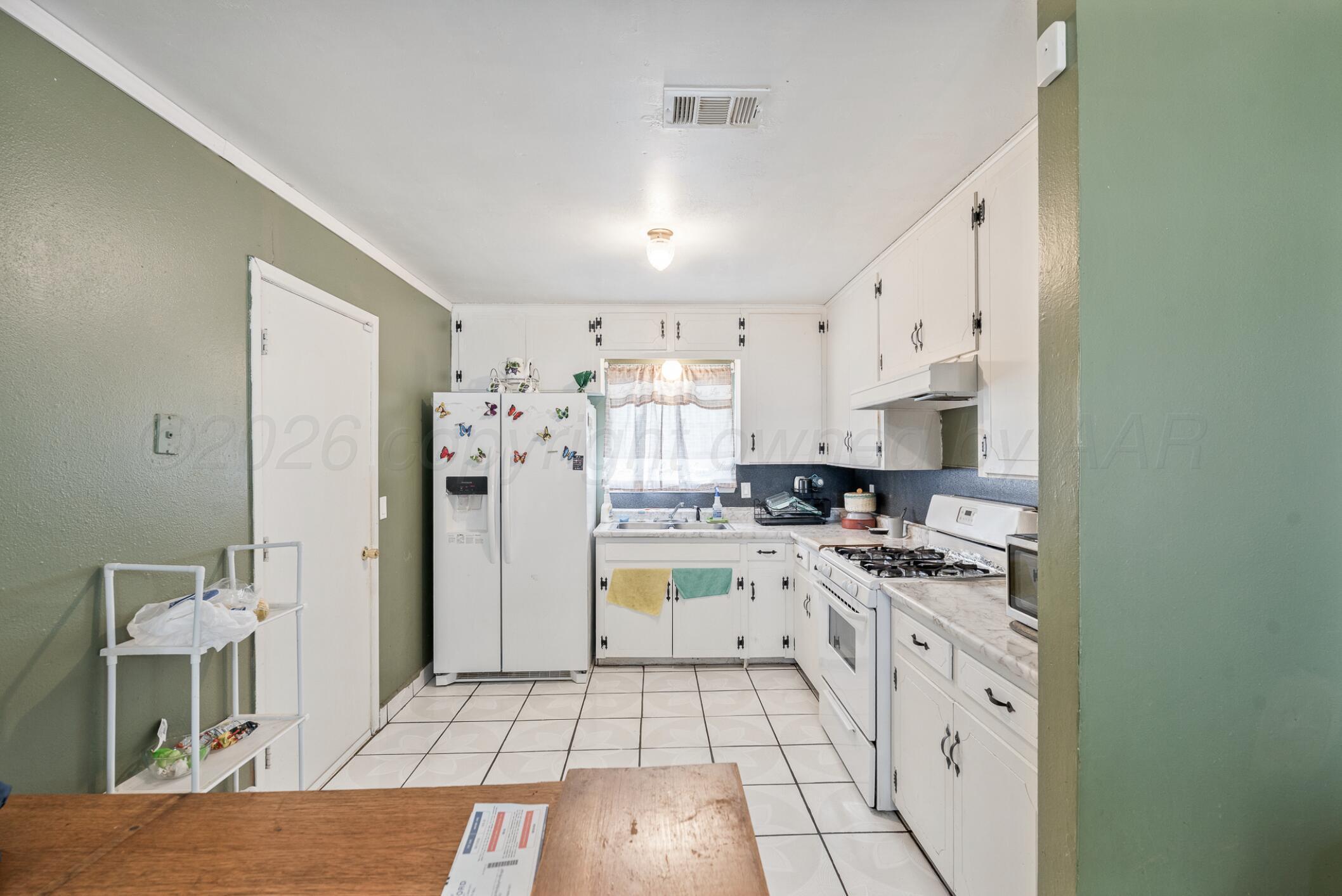 725 Stanton Avenue Property Photo 7