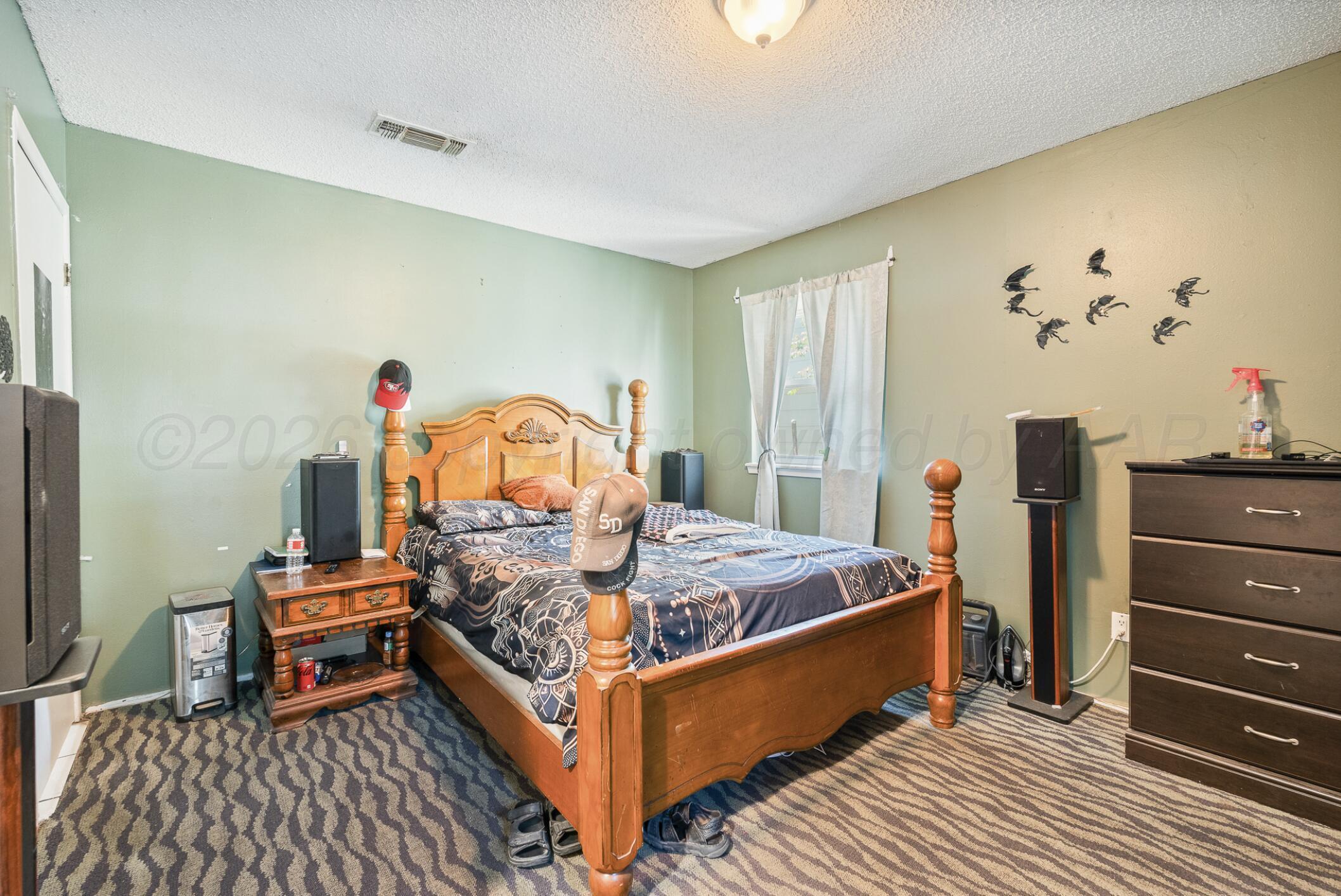 725 Stanton Avenue Property Photo 10