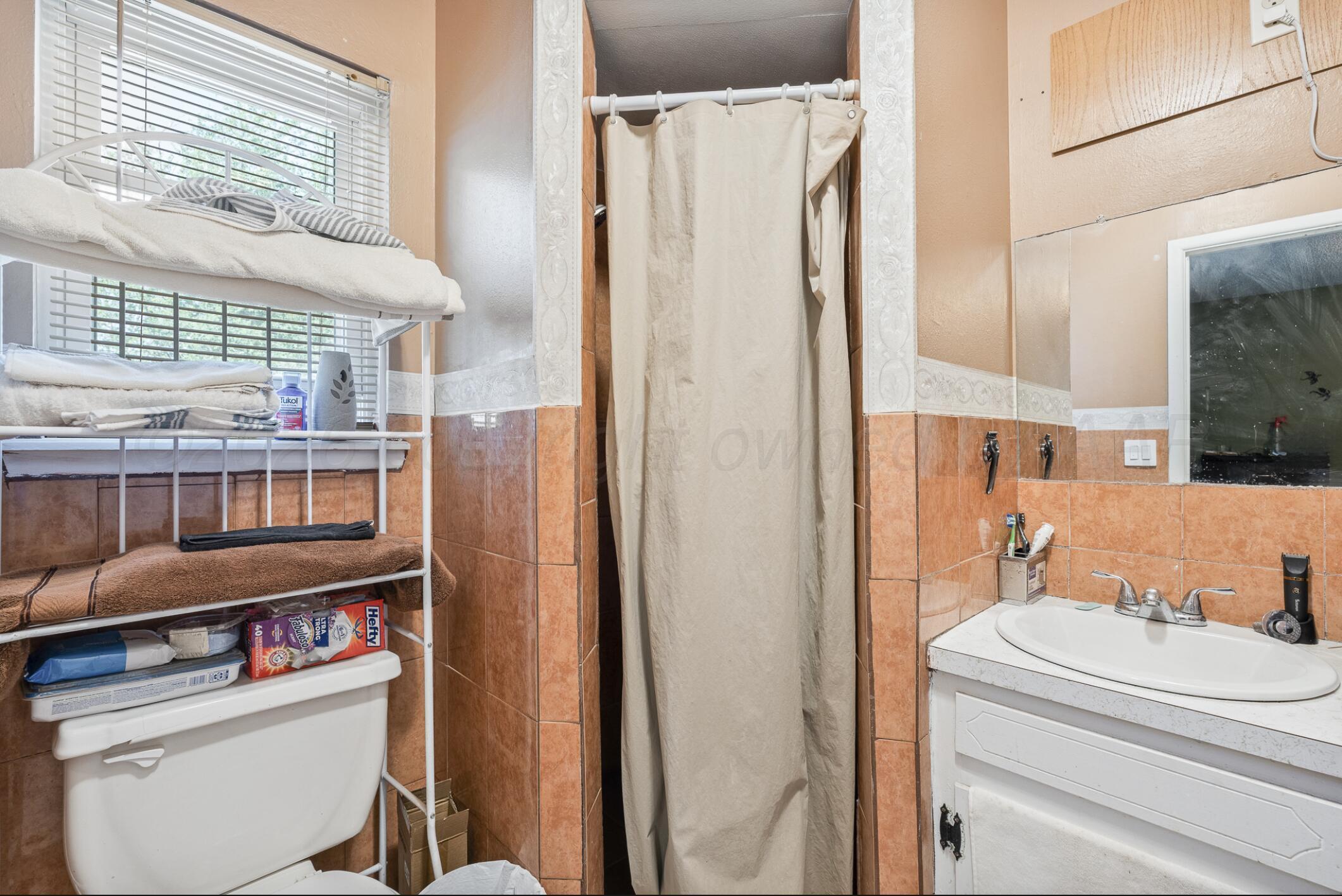 725 Stanton Avenue Property Photo 11