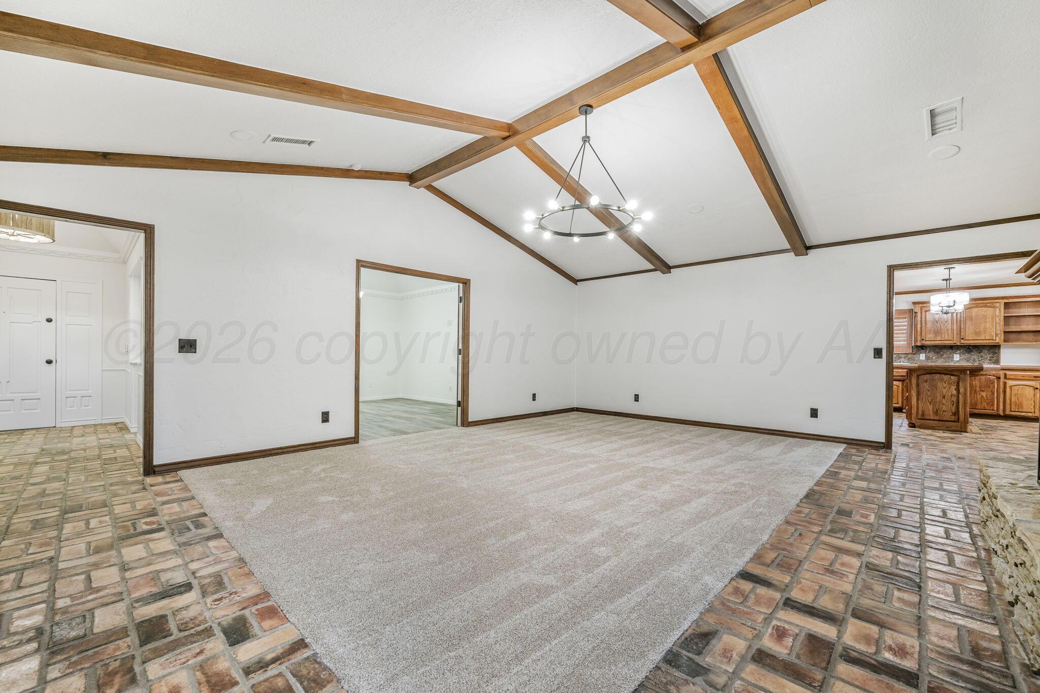 7027 Oneill Drive Property Photo 5