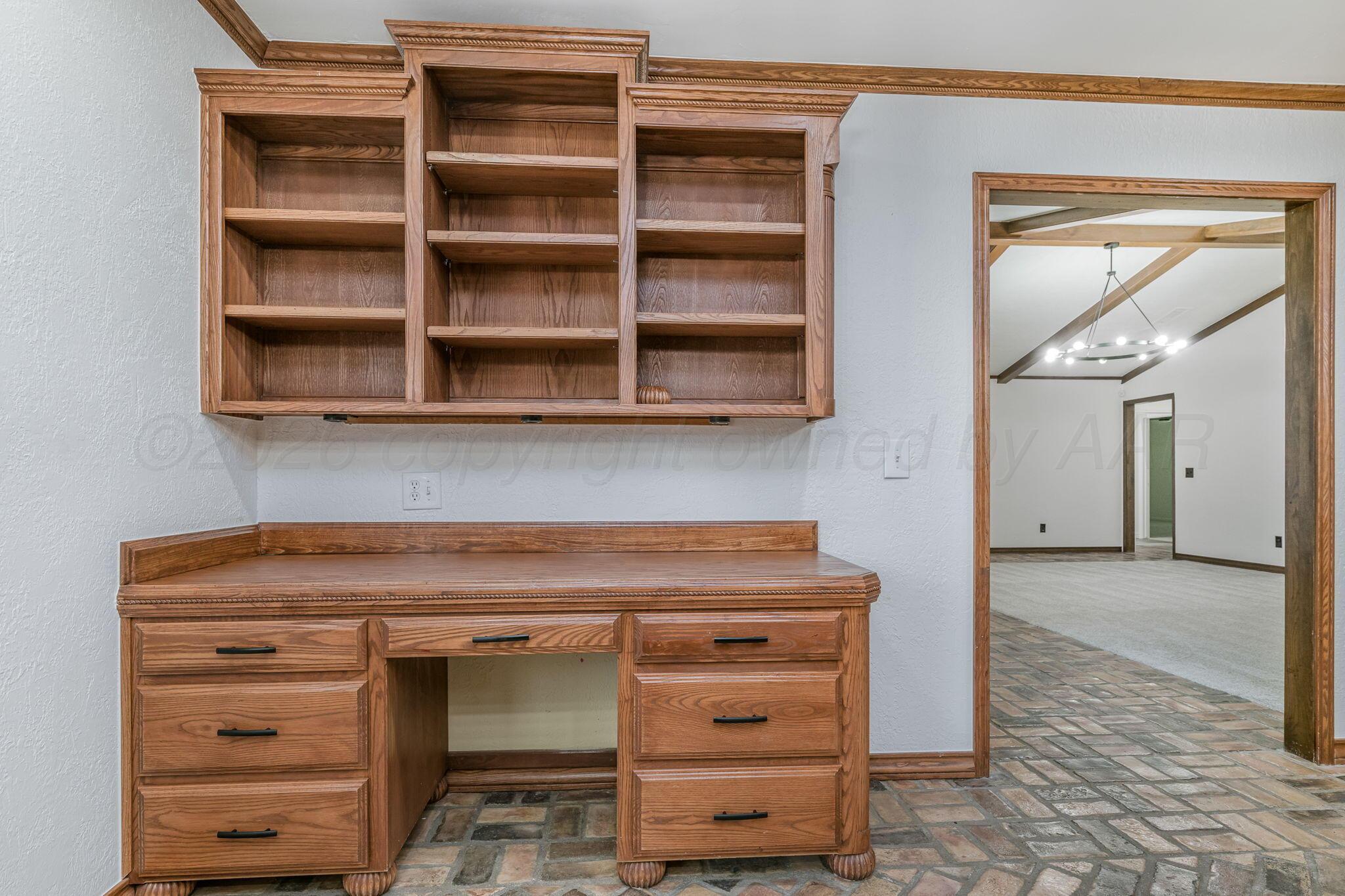 7027 Oneill Drive Property Photo 10