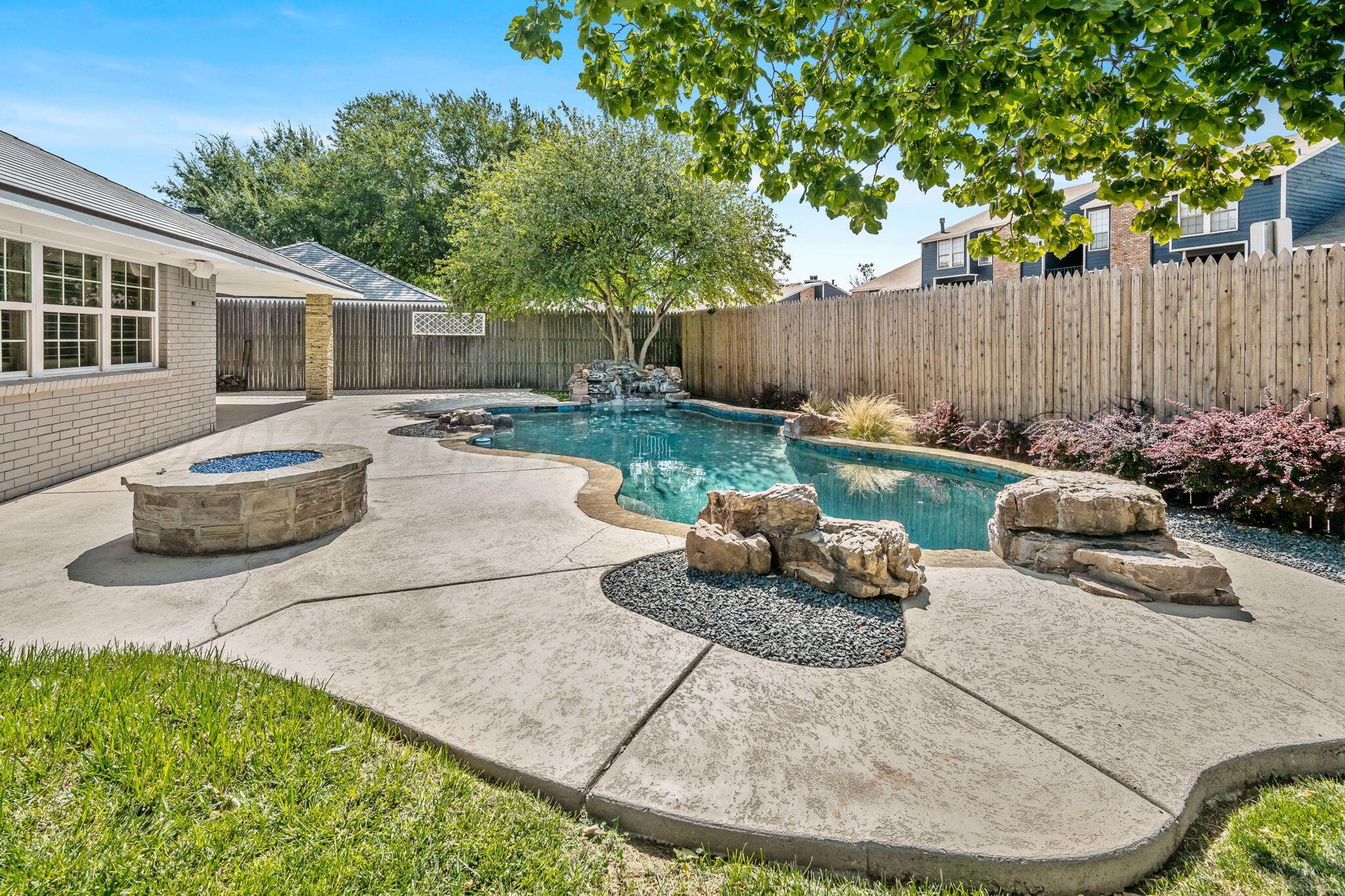 7027 Oneill Drive Property Photo 31