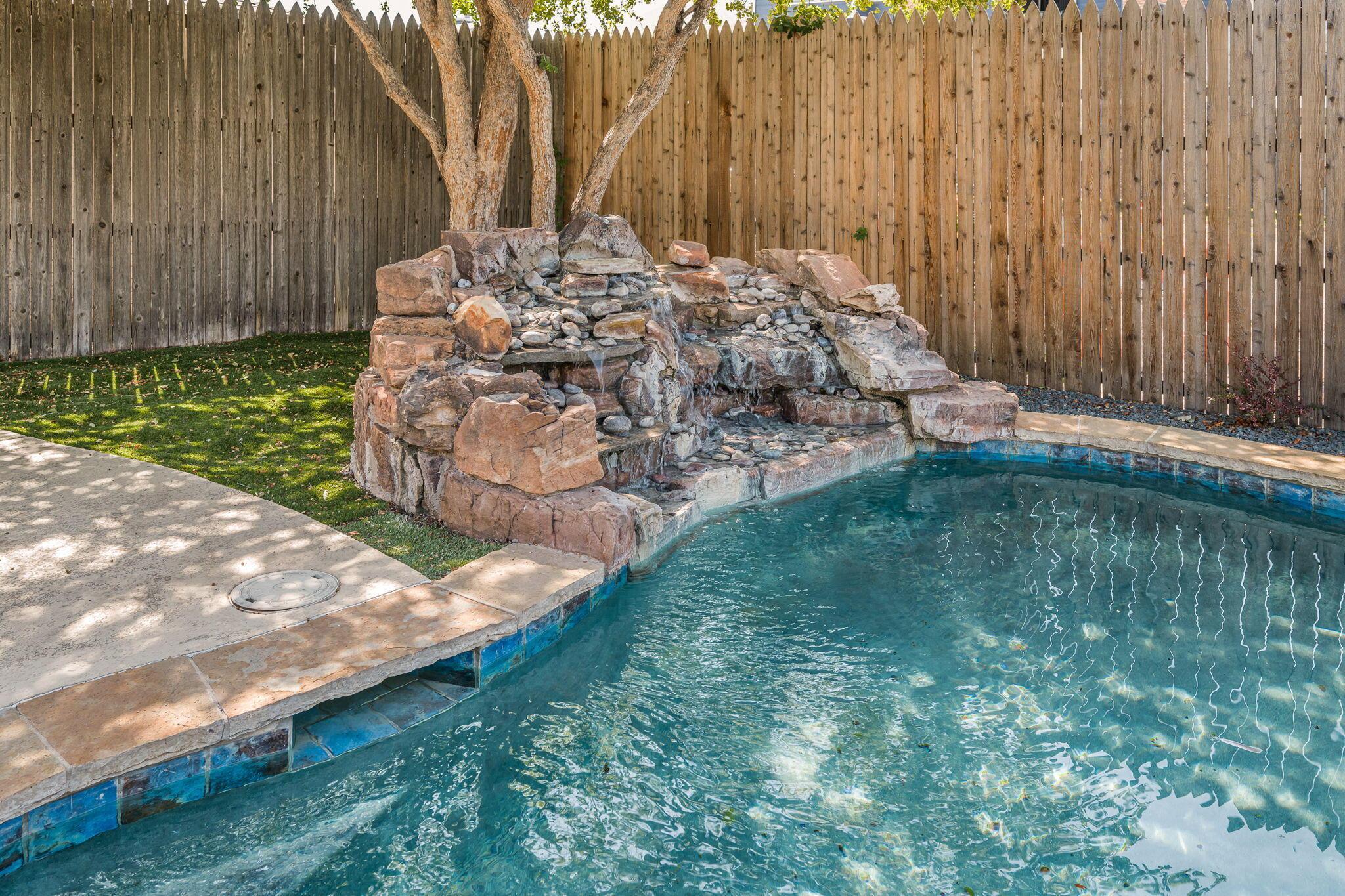 7027 Oneill Drive Property Photo 33