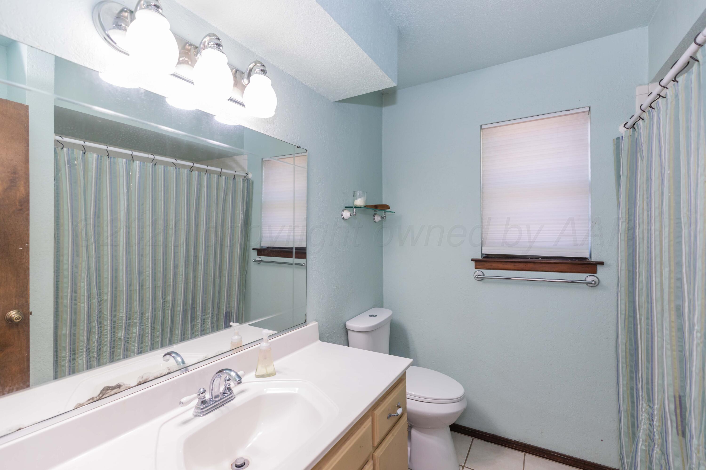 7411 Jameson Drive Property Photo 9