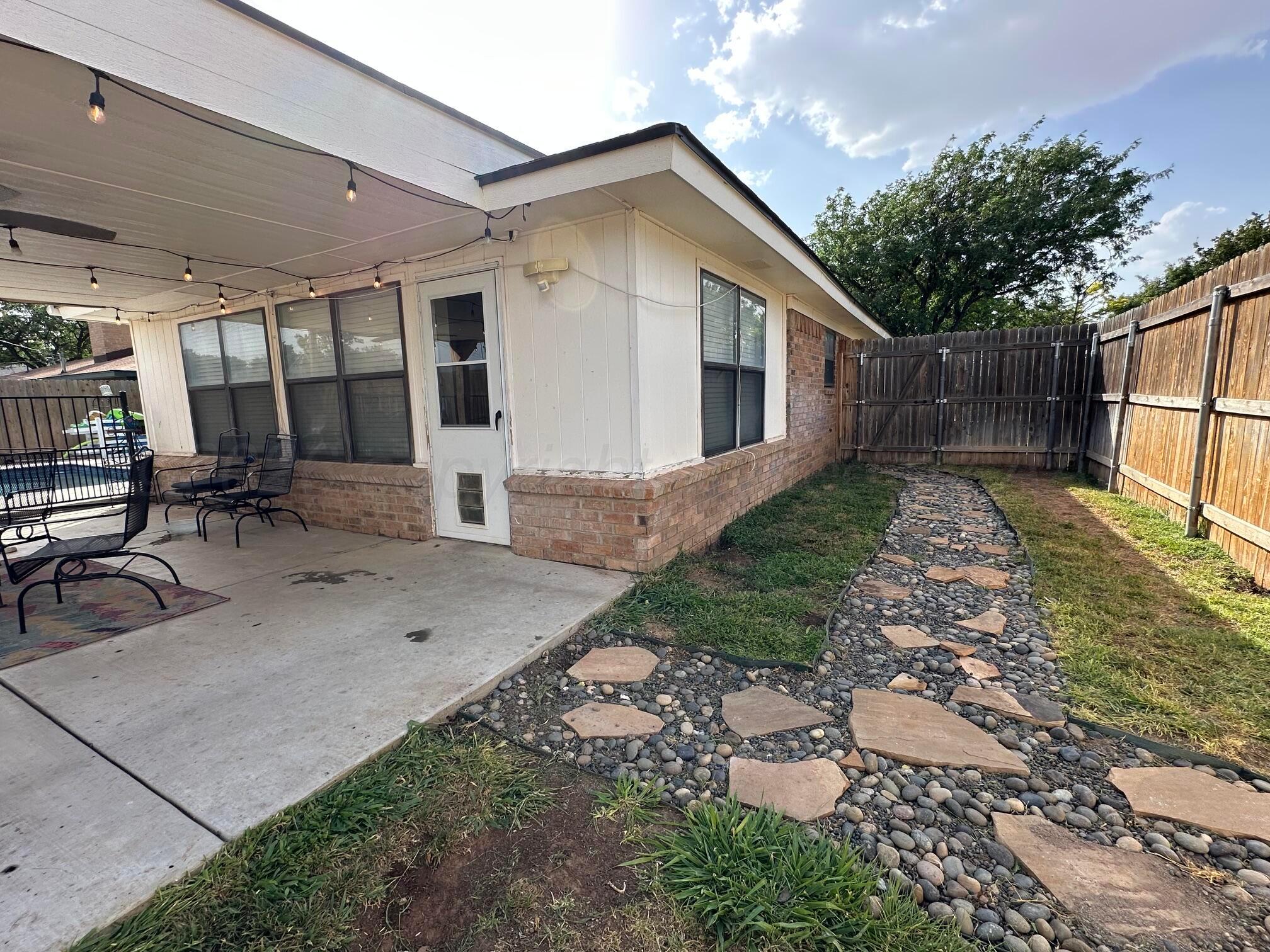 7411 Jameson Drive Property Photo 16