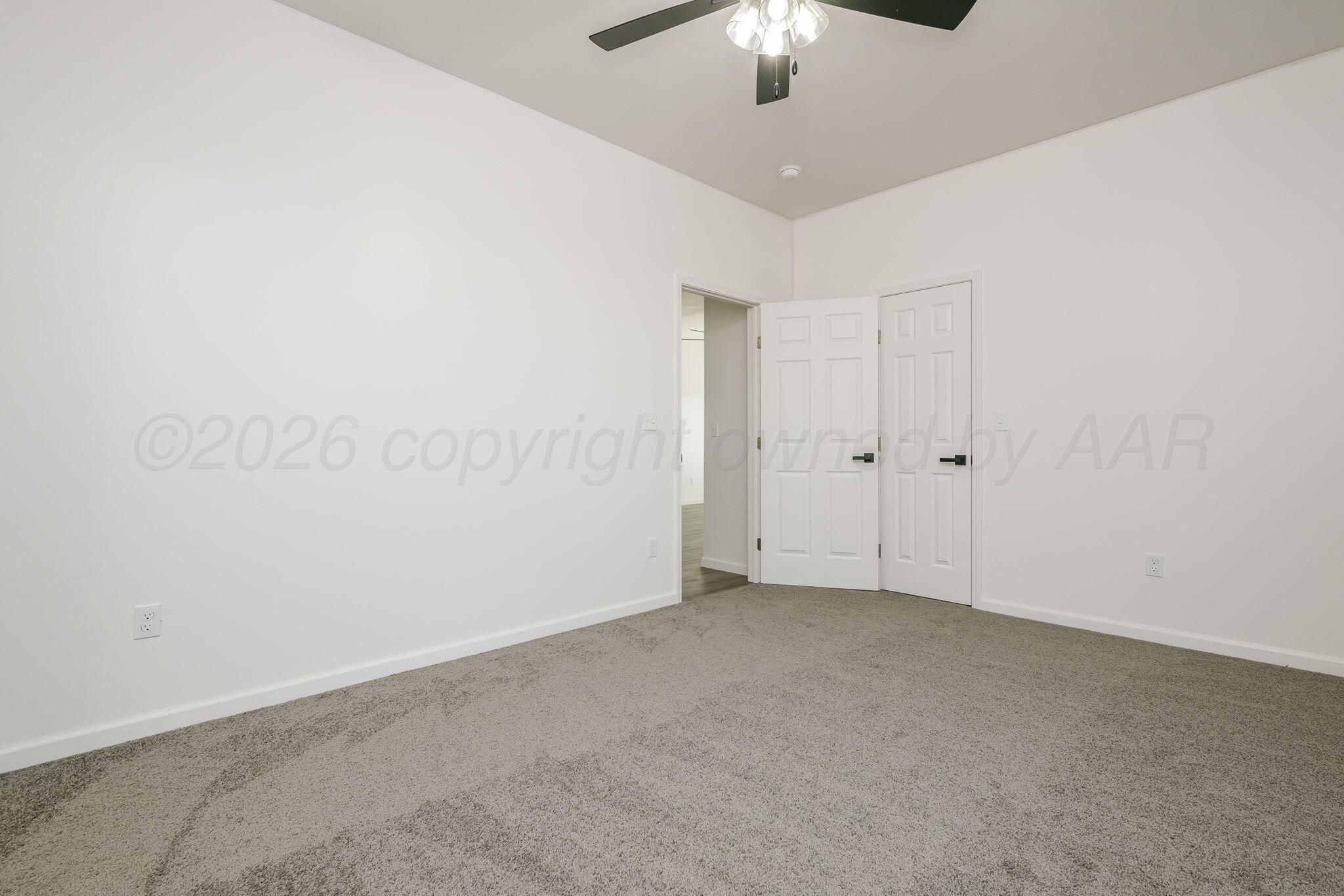 2602 Olive Street Property Photo 12
