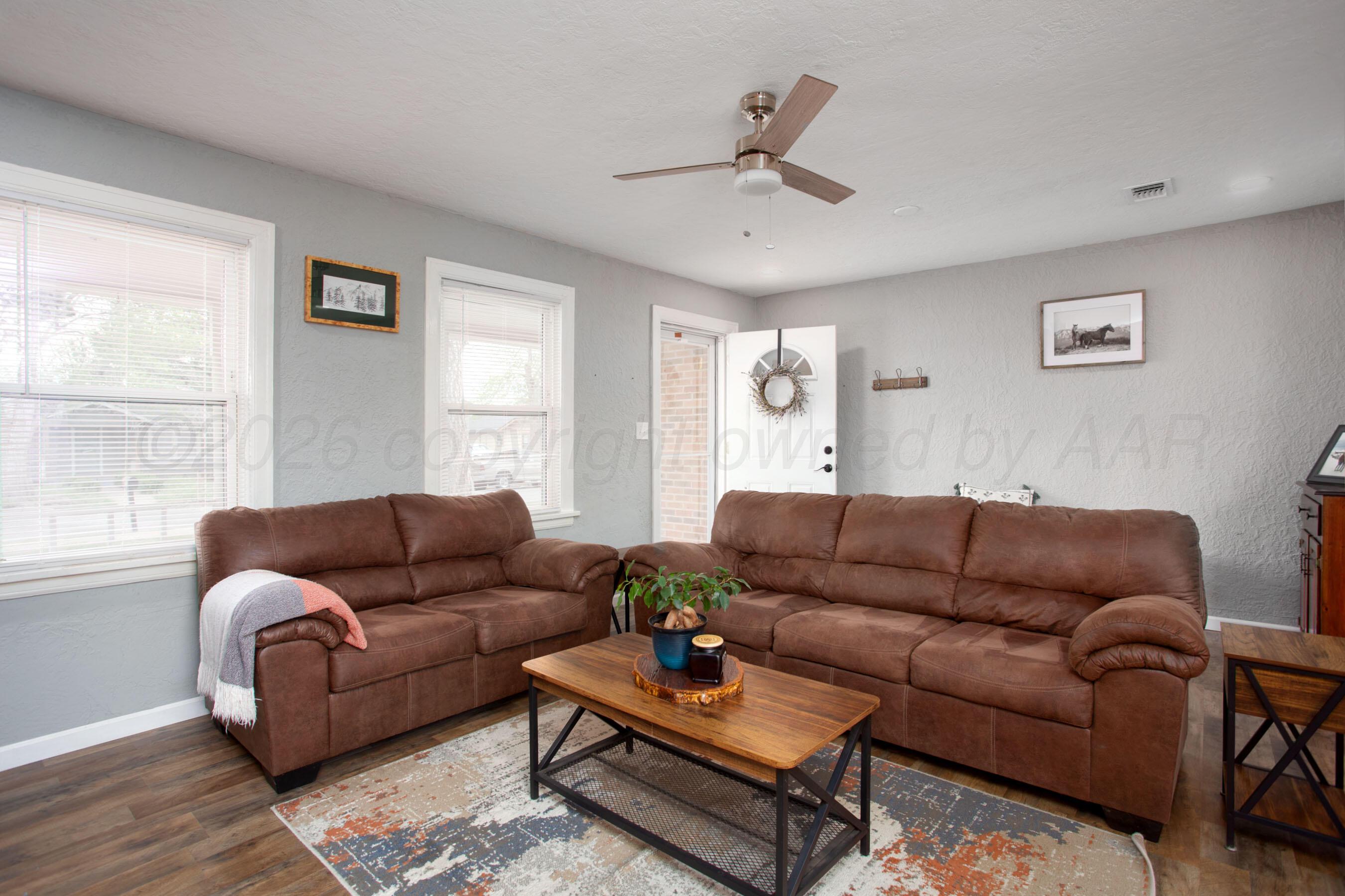 900 S Louisiana Street Property Photo 4
