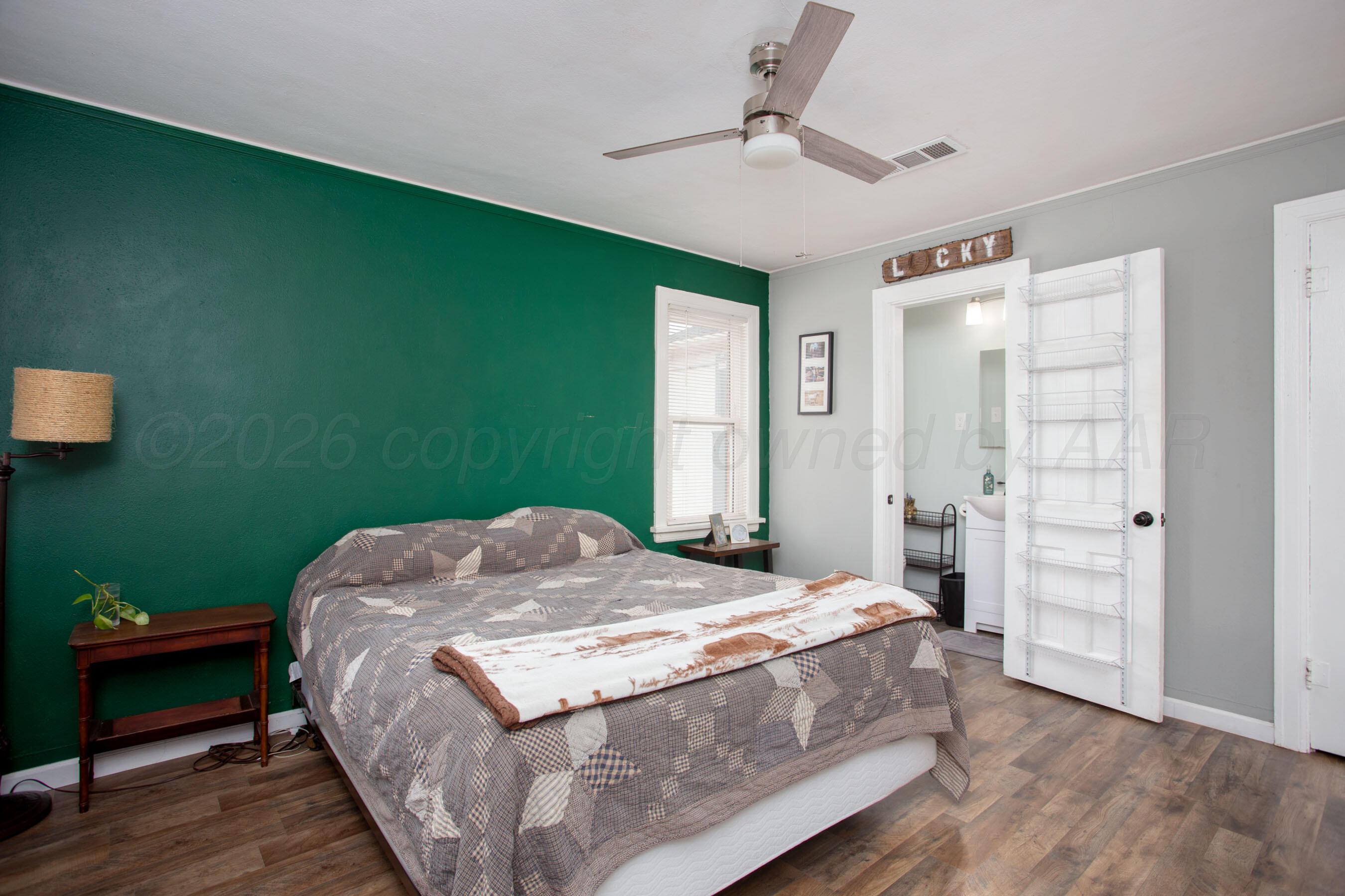 900 S Louisiana Street Property Photo 12
