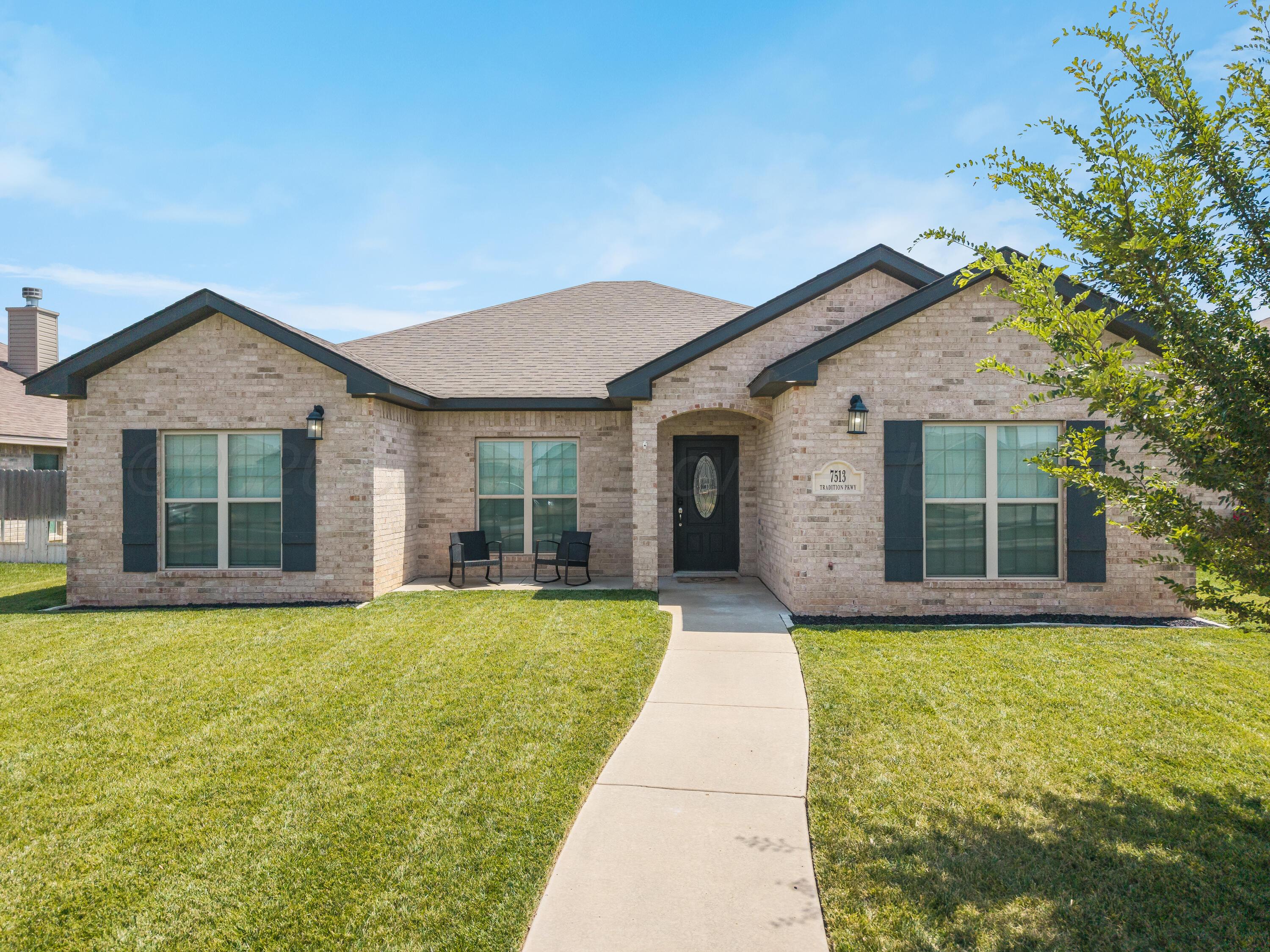 7513 Tradition Parkway Property Photo 1