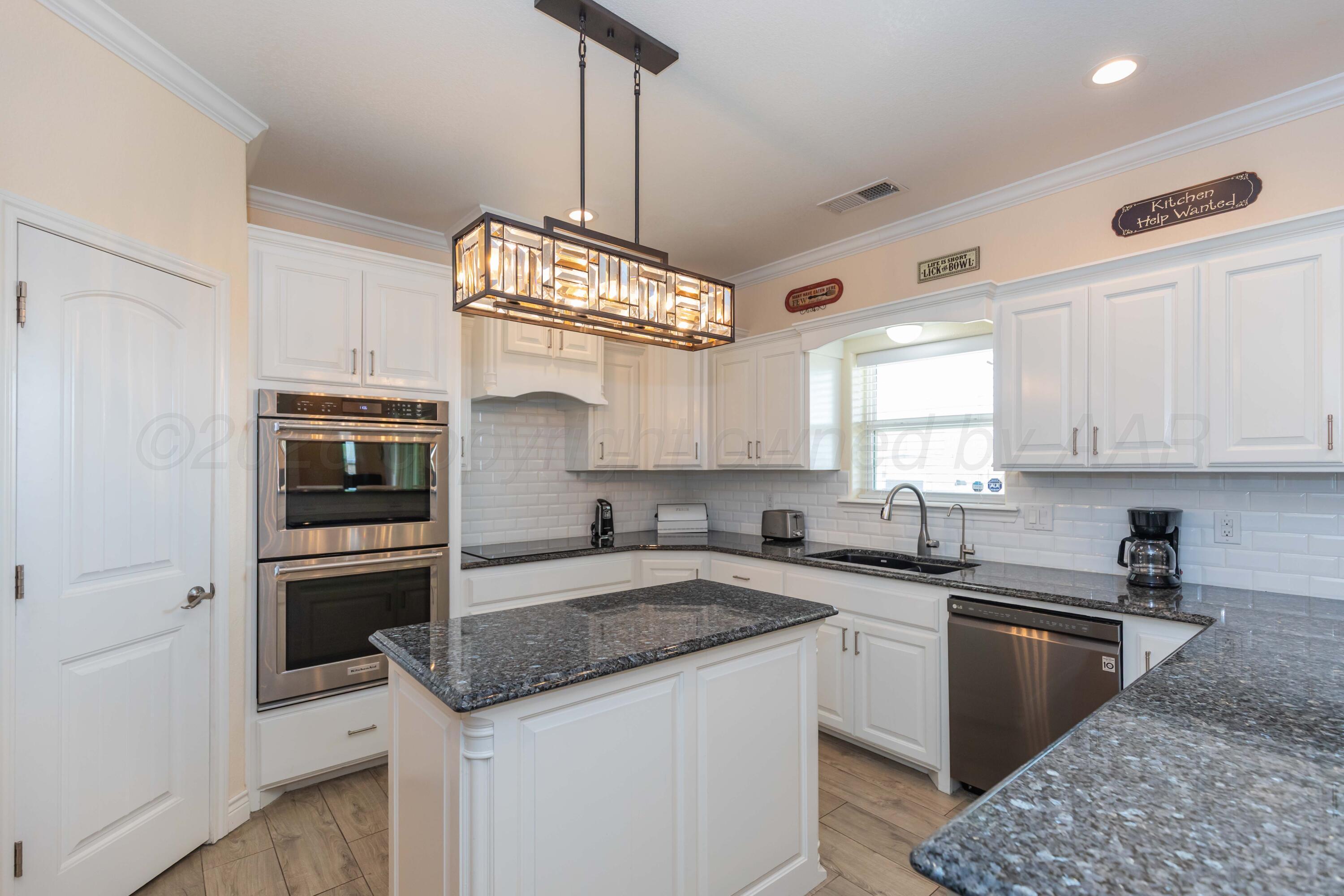 21561 Arnot Road Property Photo 12