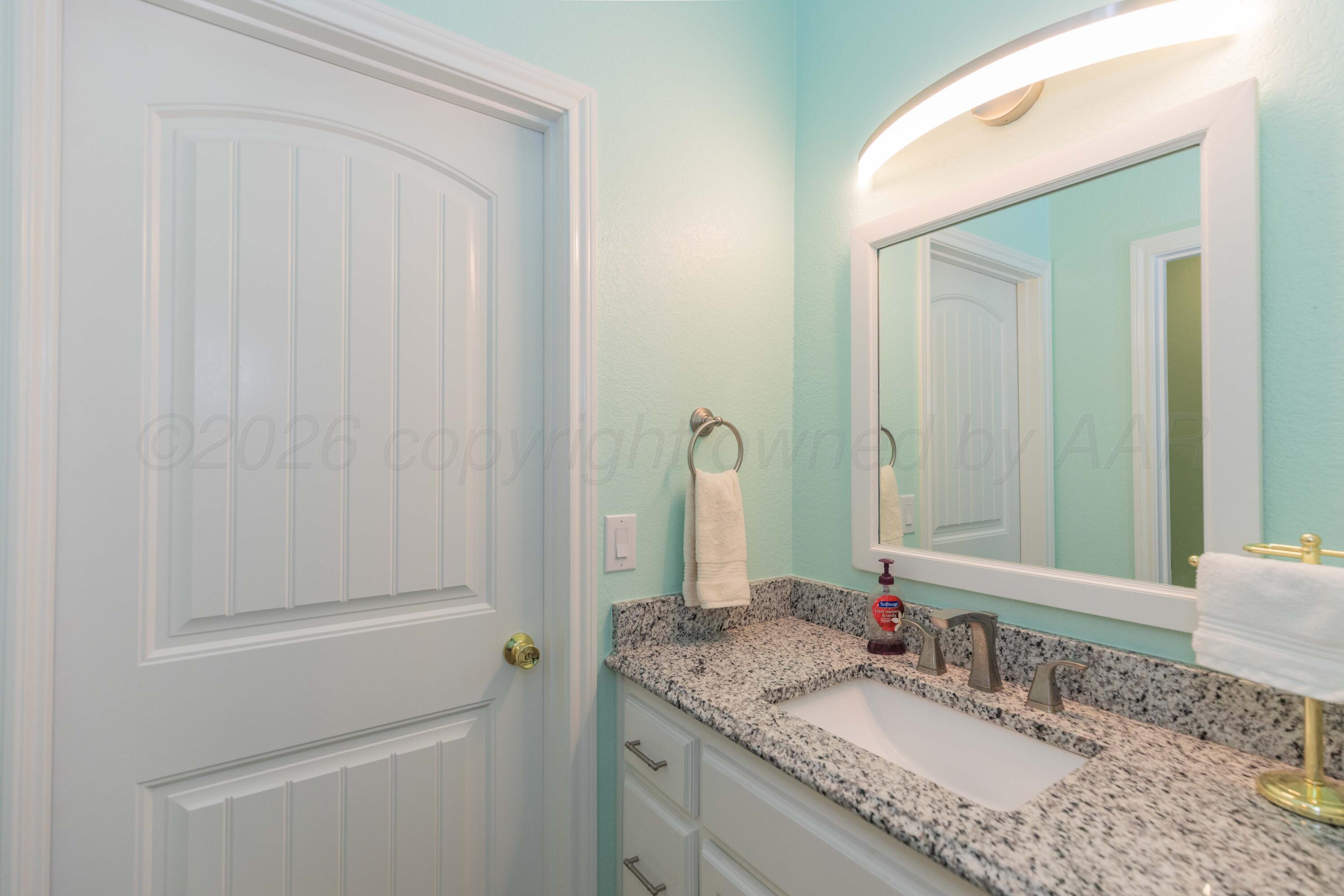 21561 Arnot Road Property Photo 31