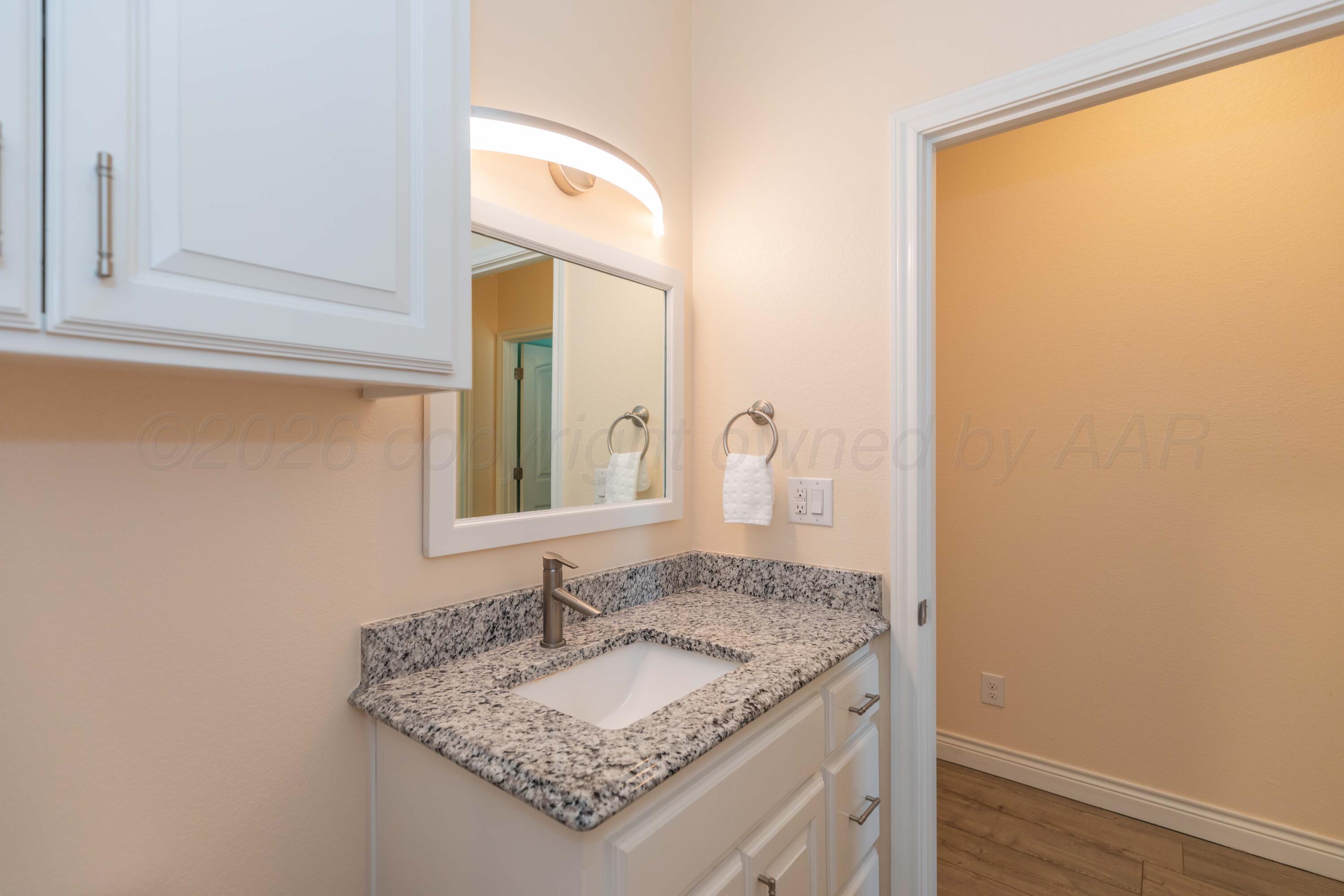 21561 Arnot Road Property Photo 46