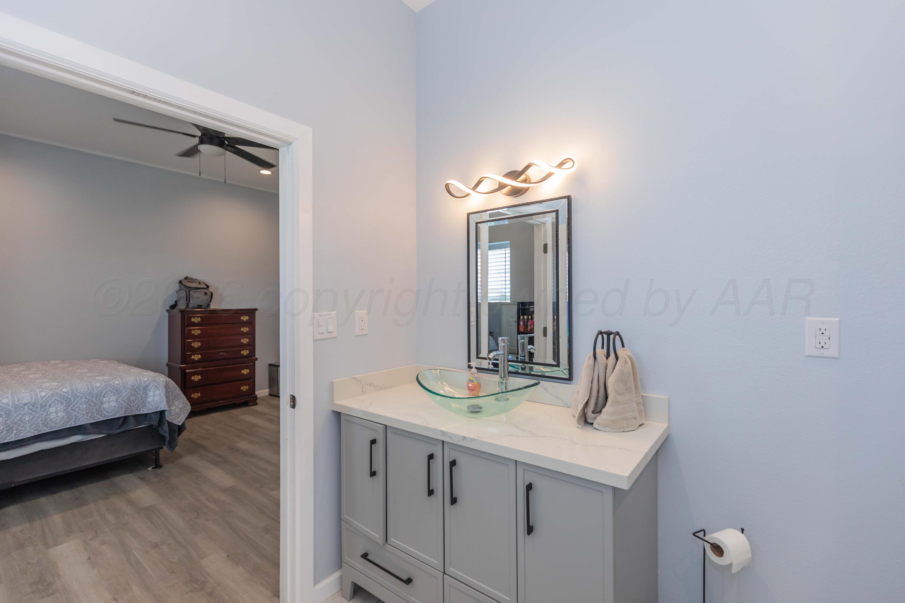 21561 Arnot Road Property Photo 59