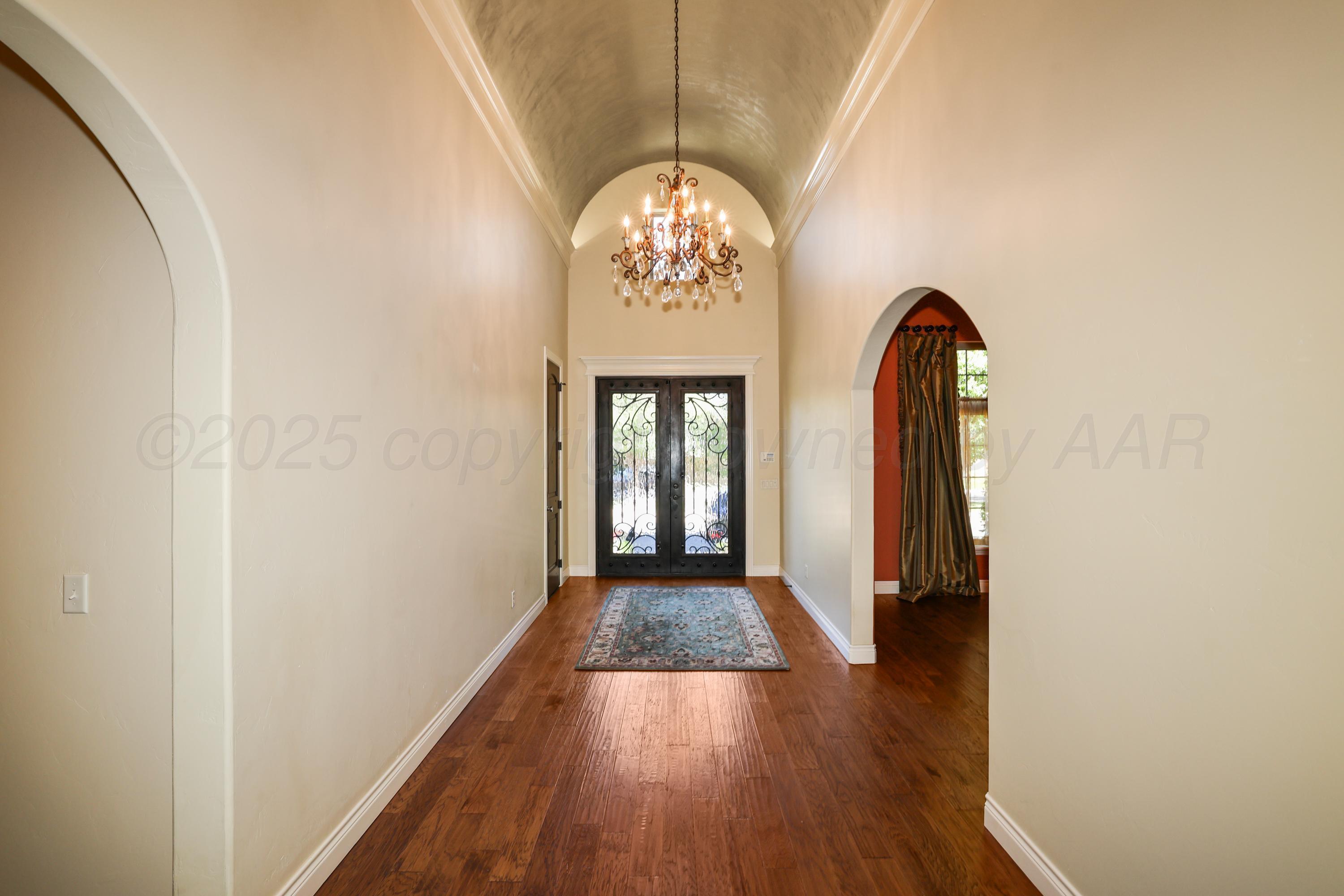 6110 Tuscany Village Property Photo 3