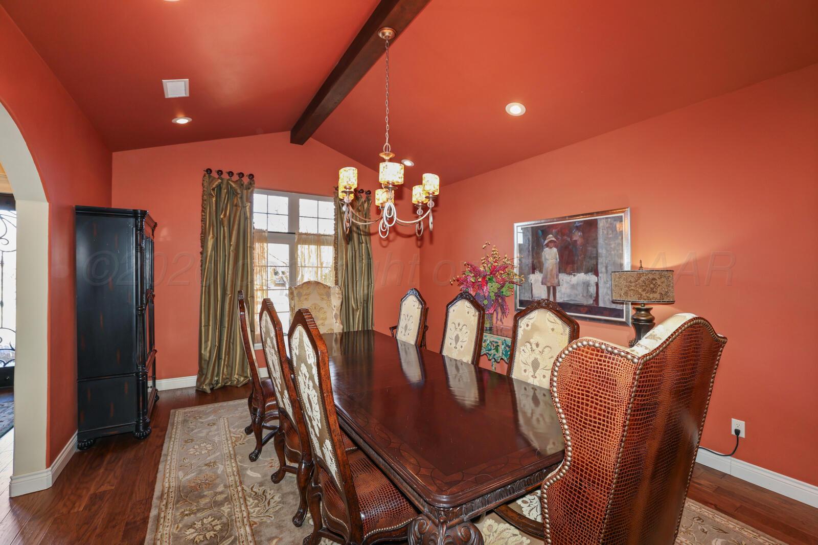 6110 Tuscany Village Property Photo 9