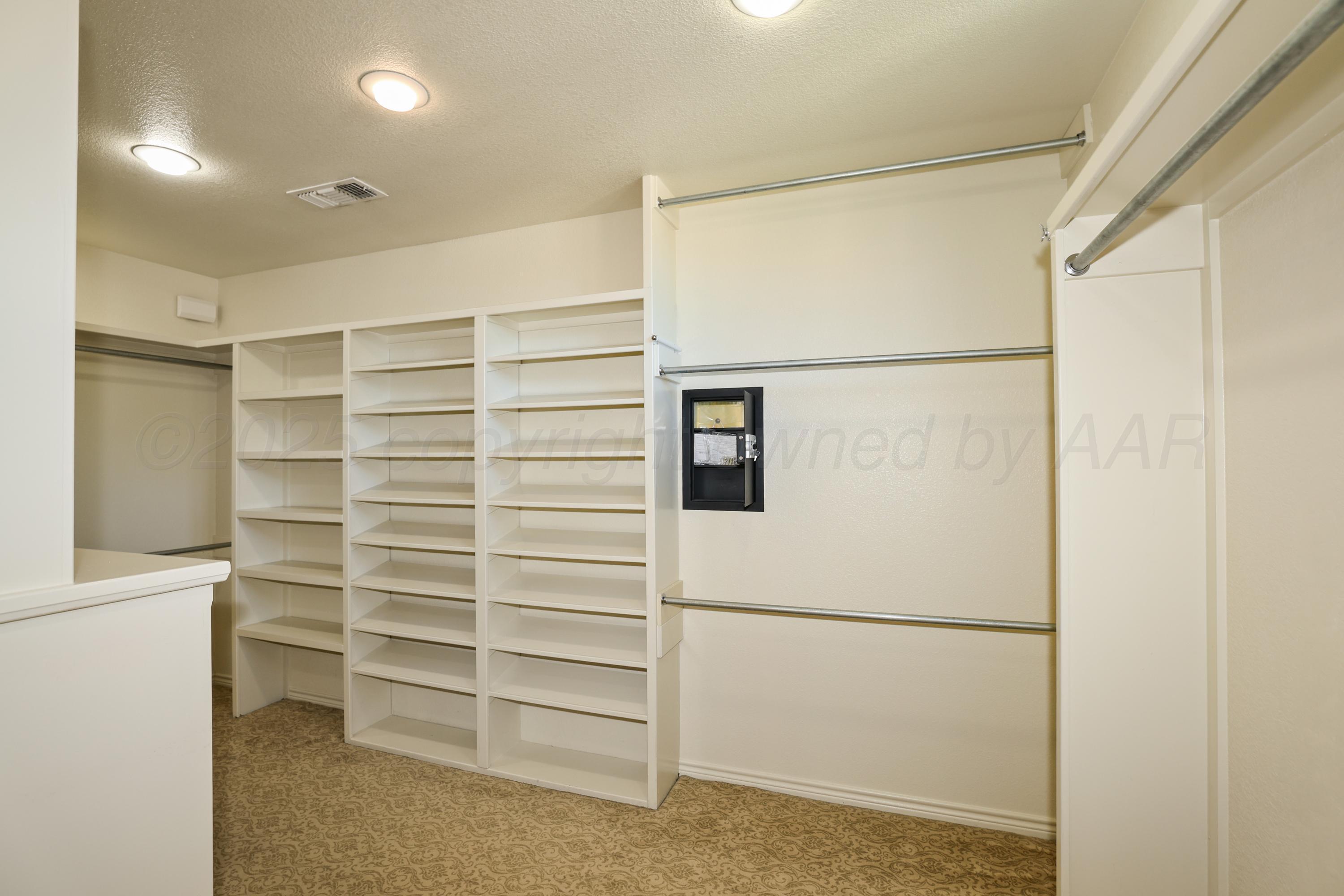 6110 Tuscany Village Property Photo 13
