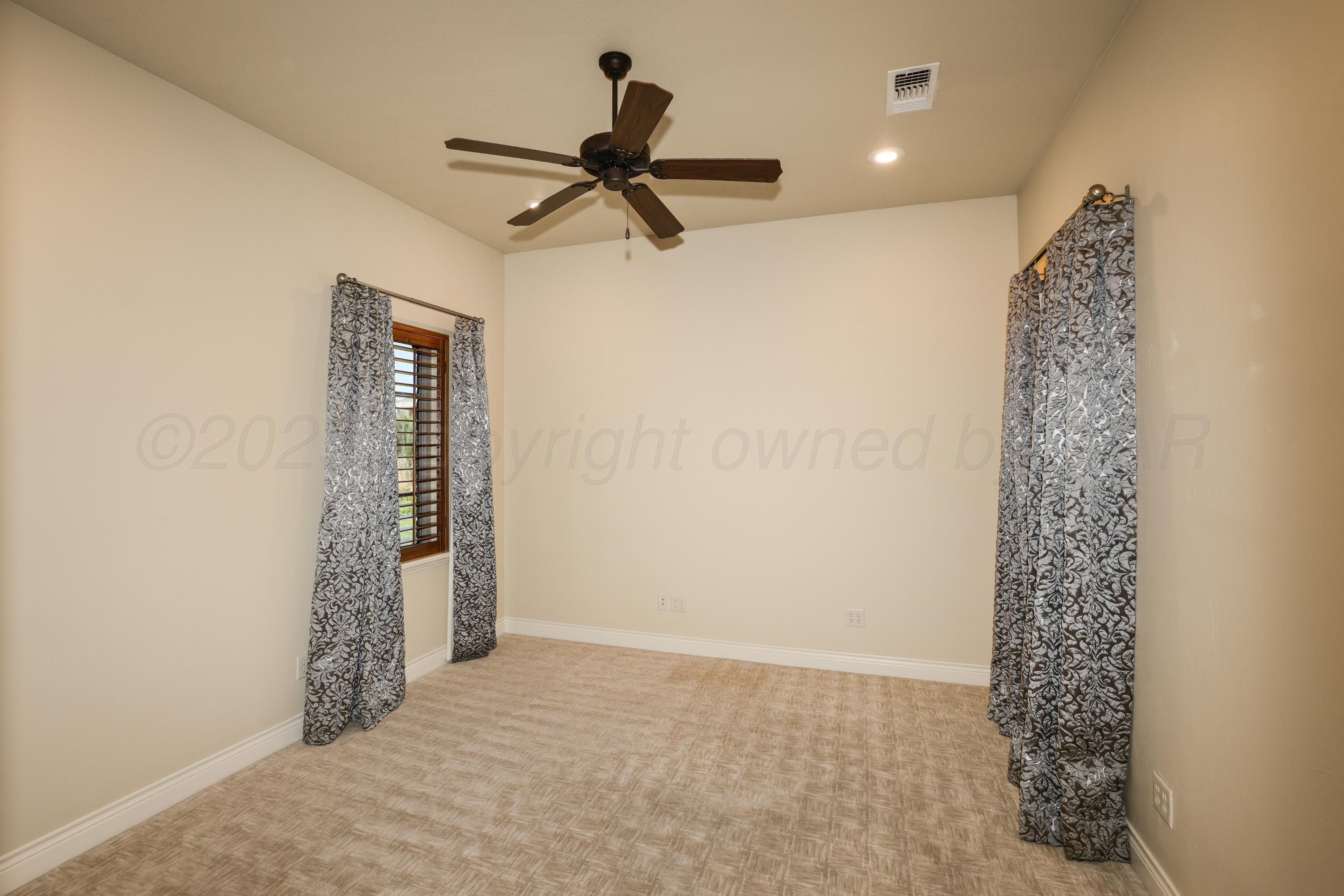 6110 Tuscany Village Property Photo 14