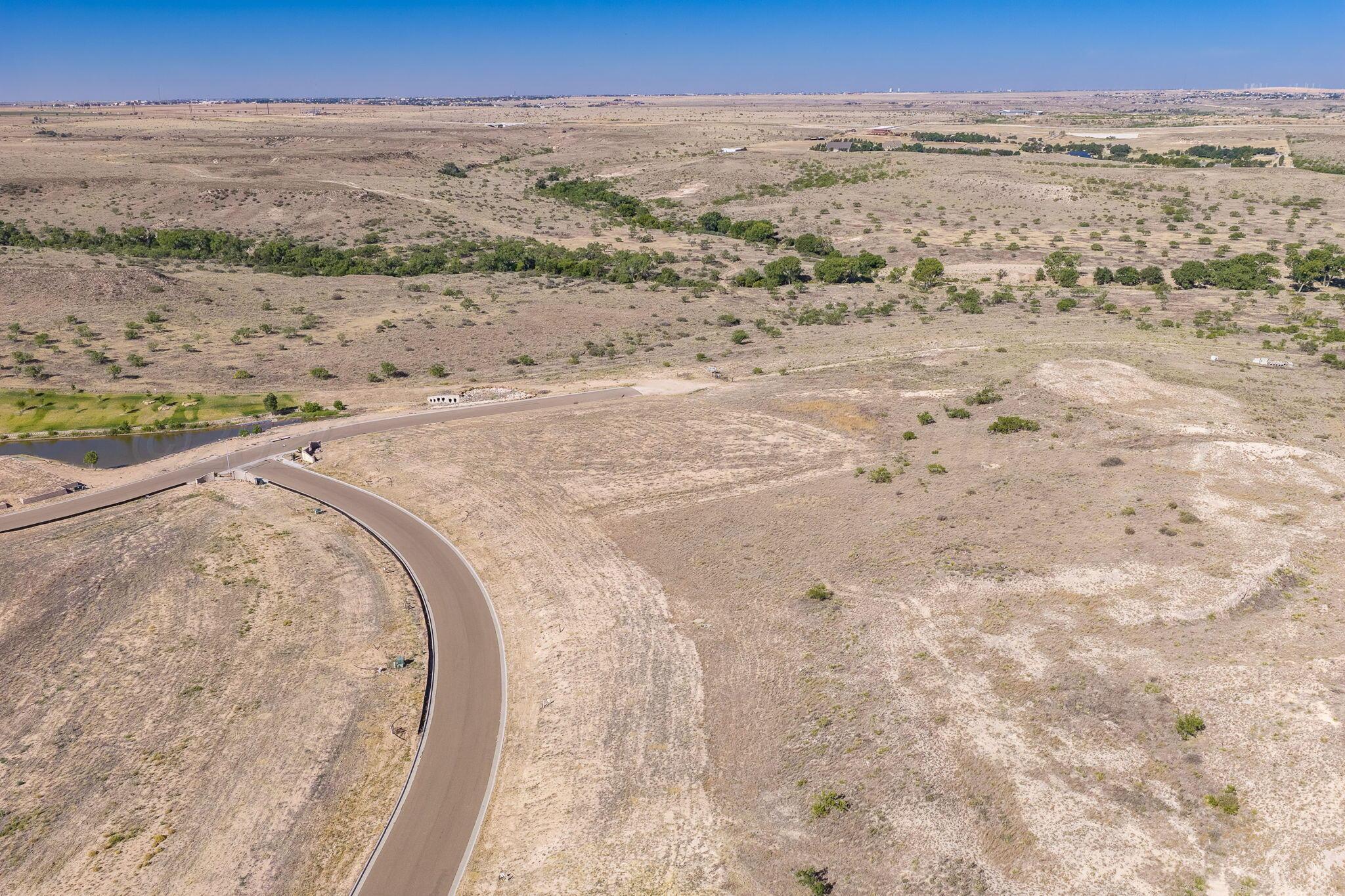 7008 Windy Ridge Property Photo 8