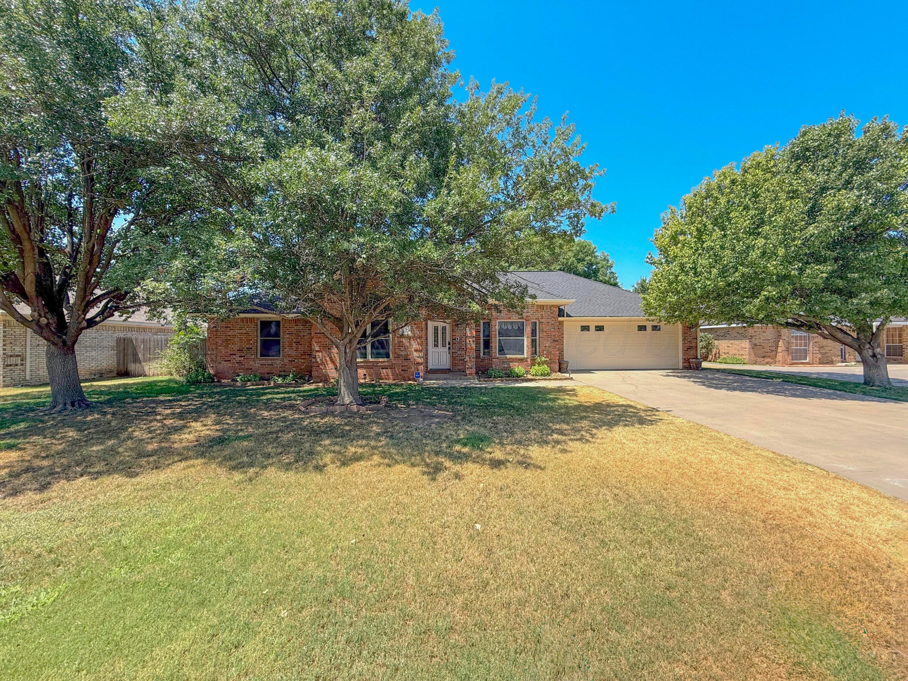 2747 N Beech Lane Property Photo 2