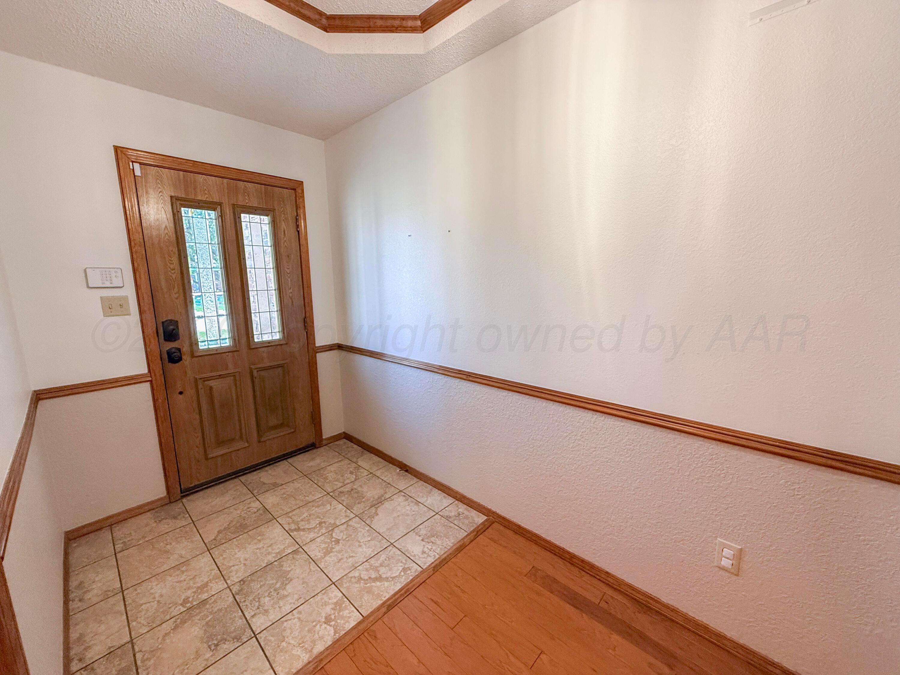 2747 N Beech Lane Property Photo 5