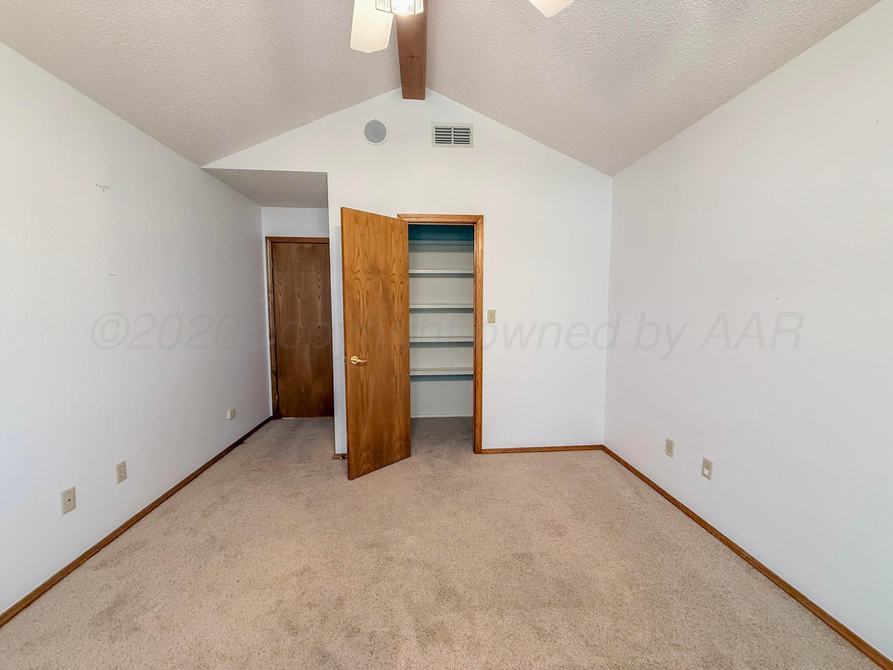 2747 N Beech Lane Property Photo 28
