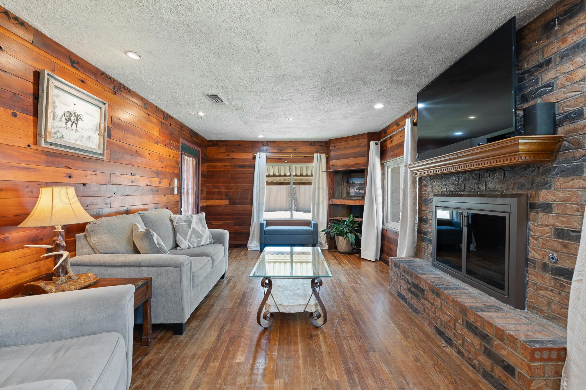 138 W Cottonwood Street Property Photo 8