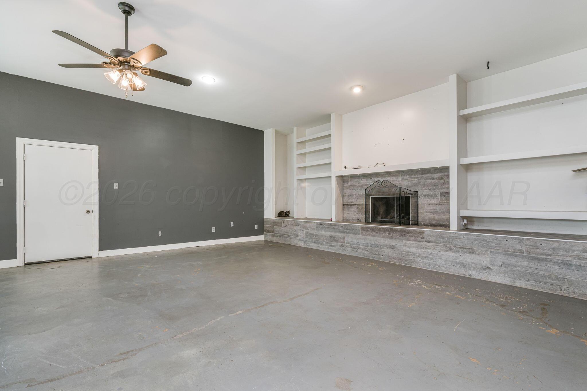 3302 S Tyler Street Property Photo 7