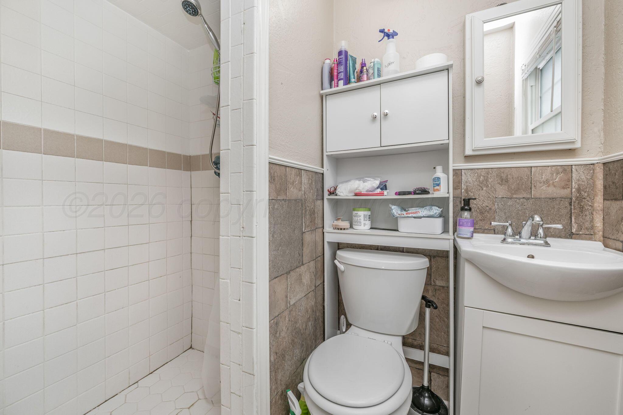 3302 S Tyler Street Property Photo 12