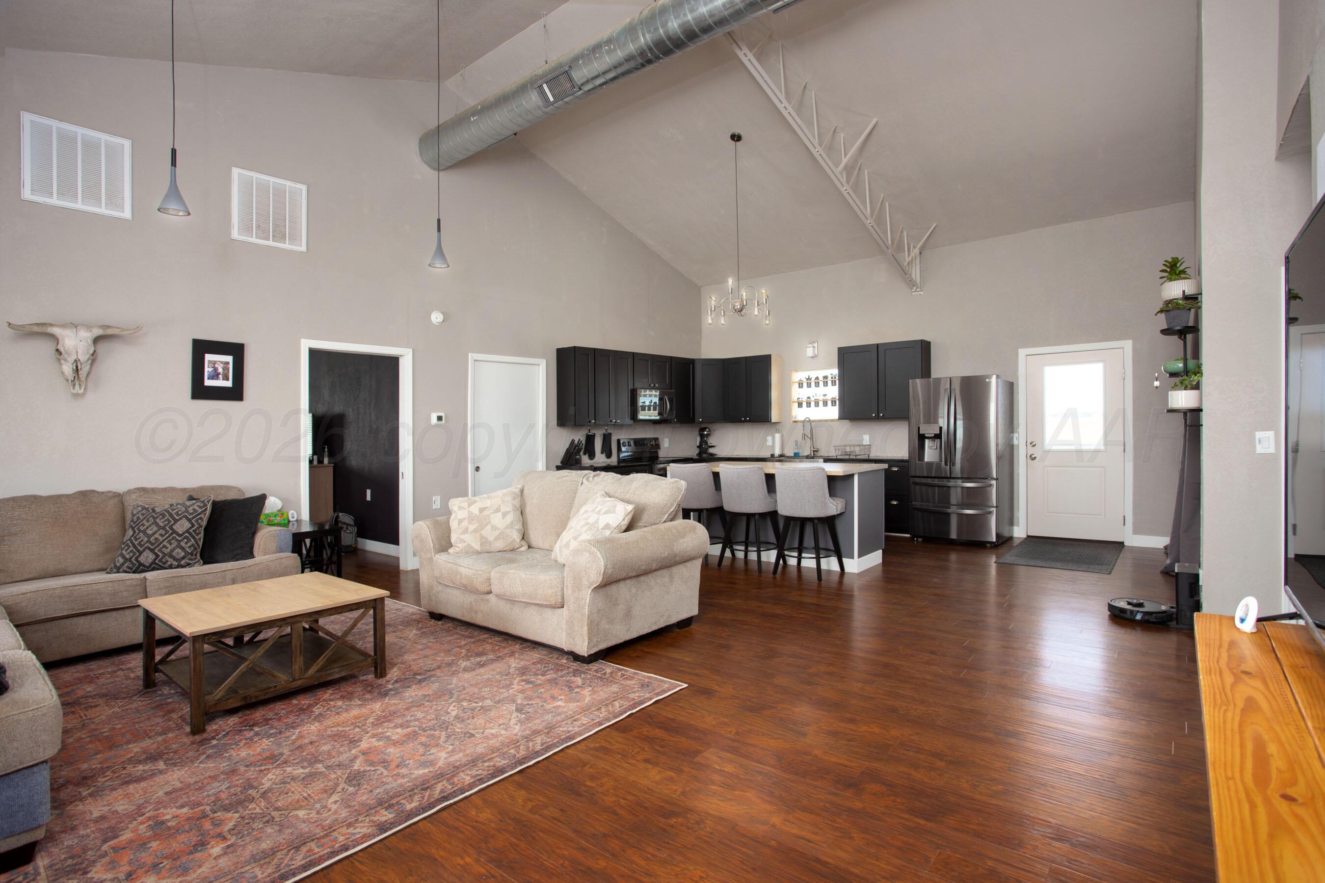 18401 Callahan Road Property Photo 15