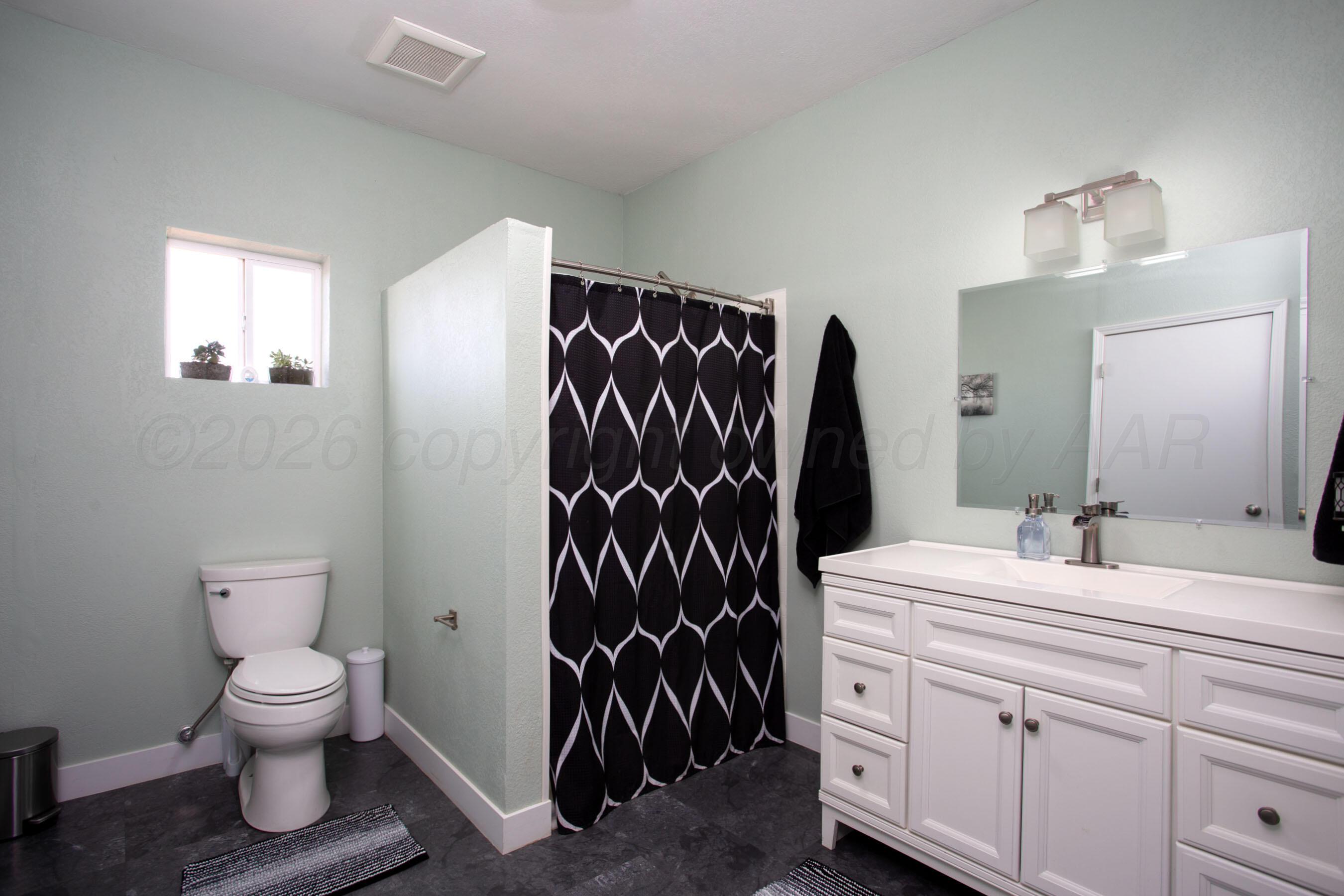 18401 Callahan Road Property Photo 27