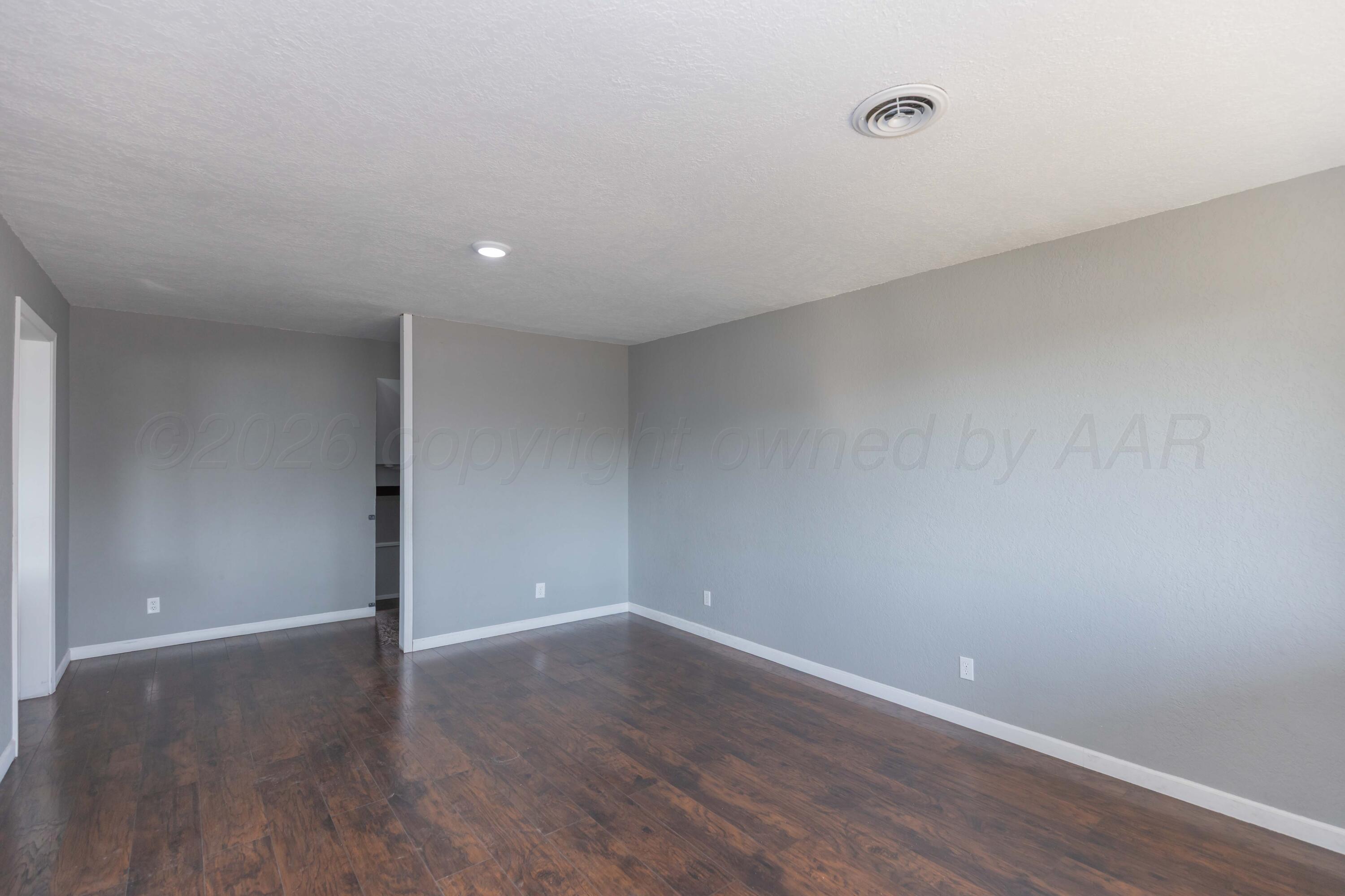 228 Moreland Street Property Photo 6