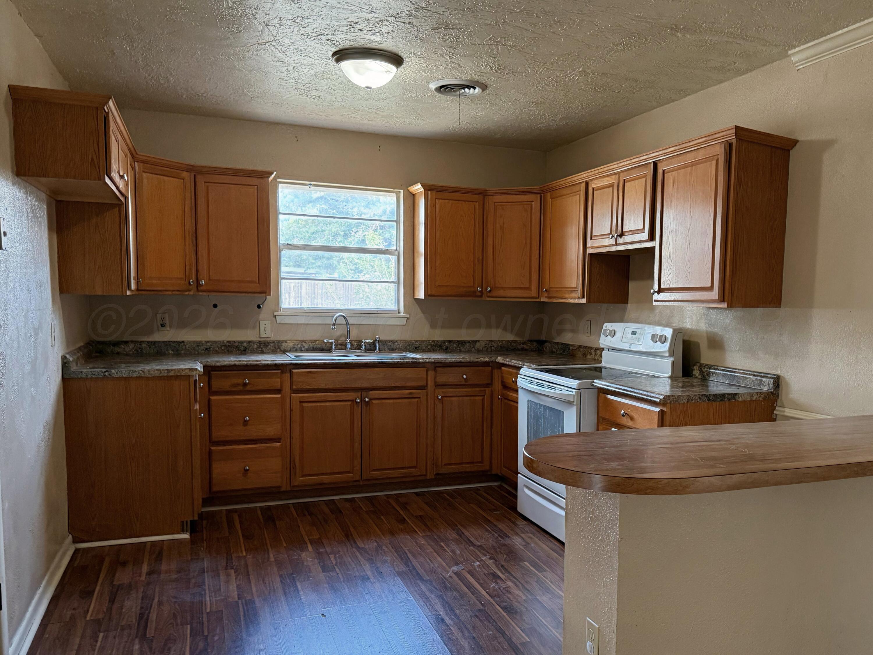 4901 Goodnight Trail Property Photo 3