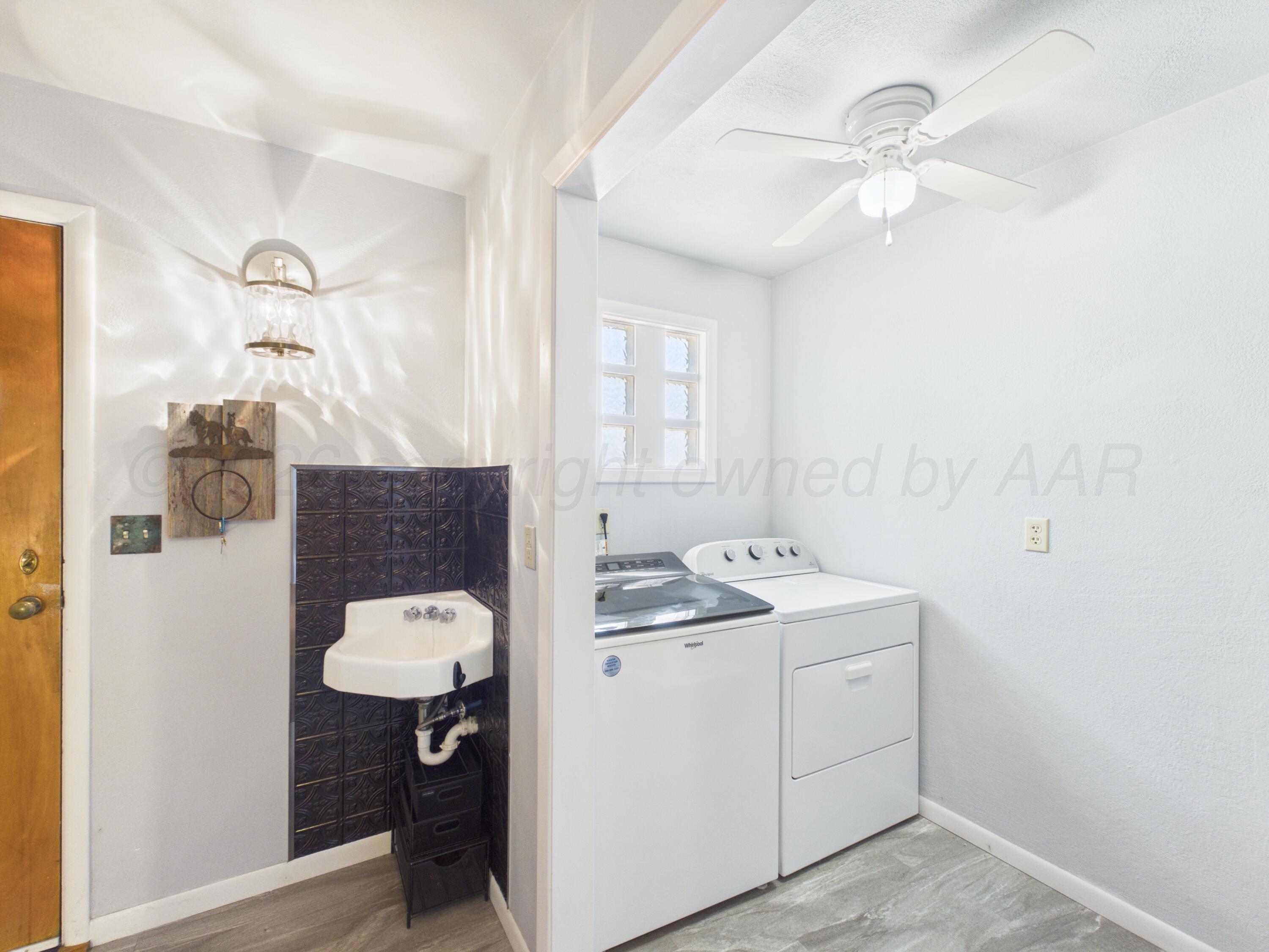 1007 S 2nd Street Property Photo 8