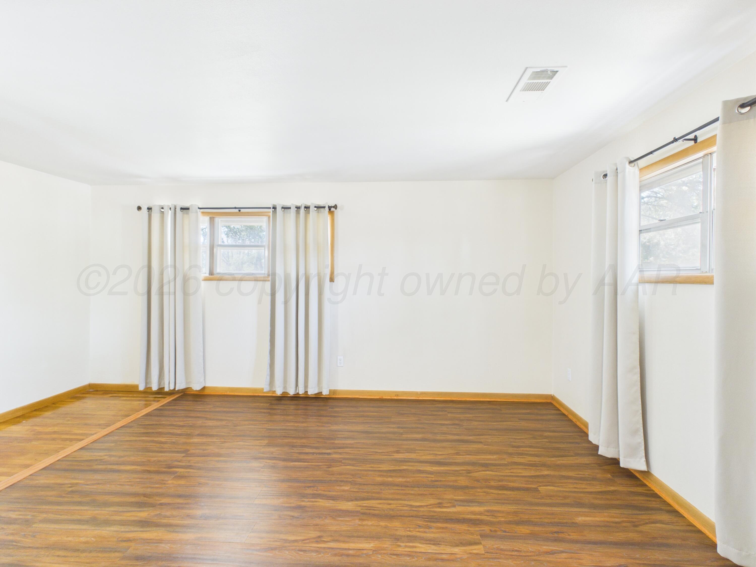 1007 S 2nd Street Property Photo 12