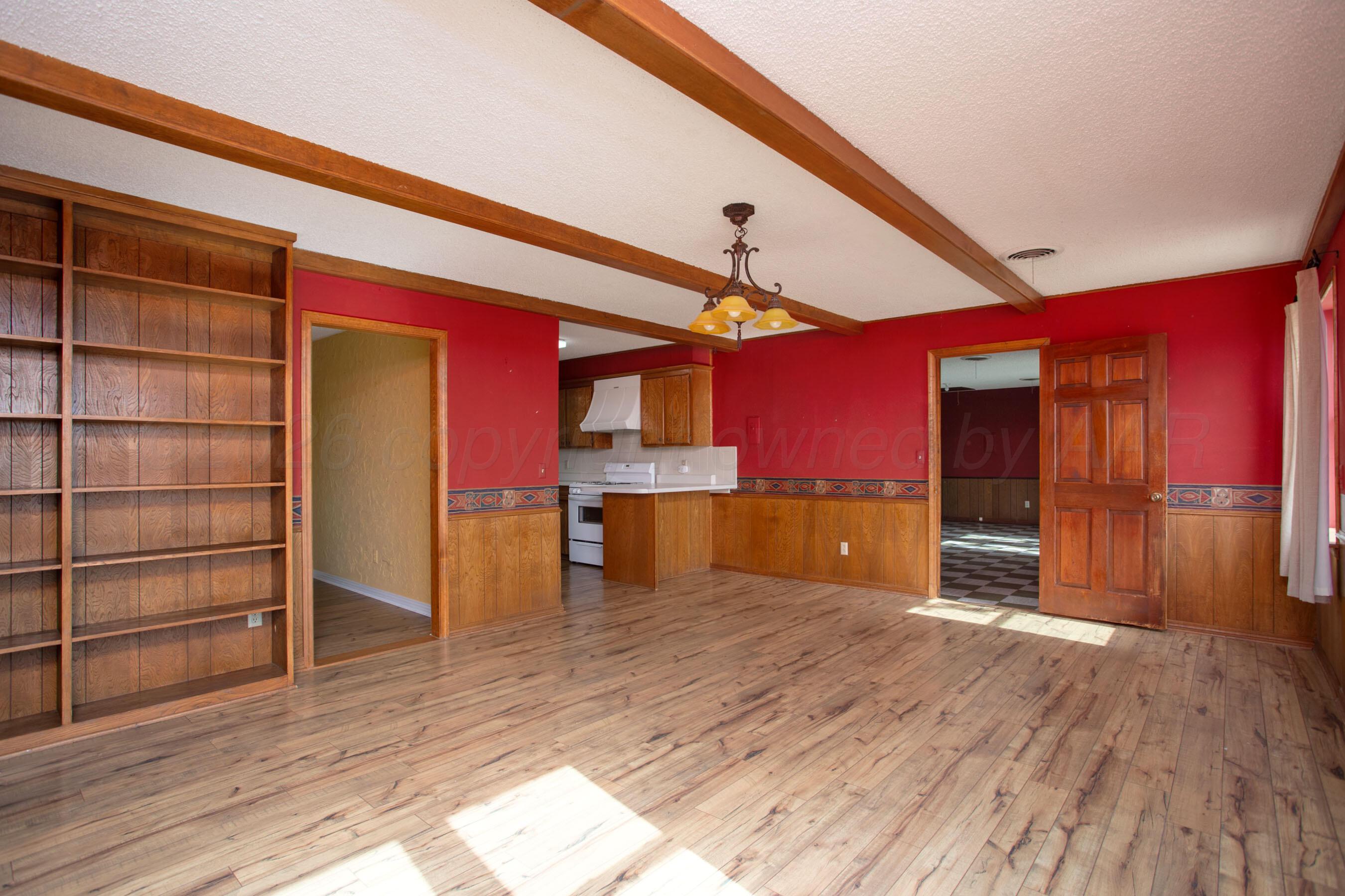 7306 Pettitt Street Property Photo 6