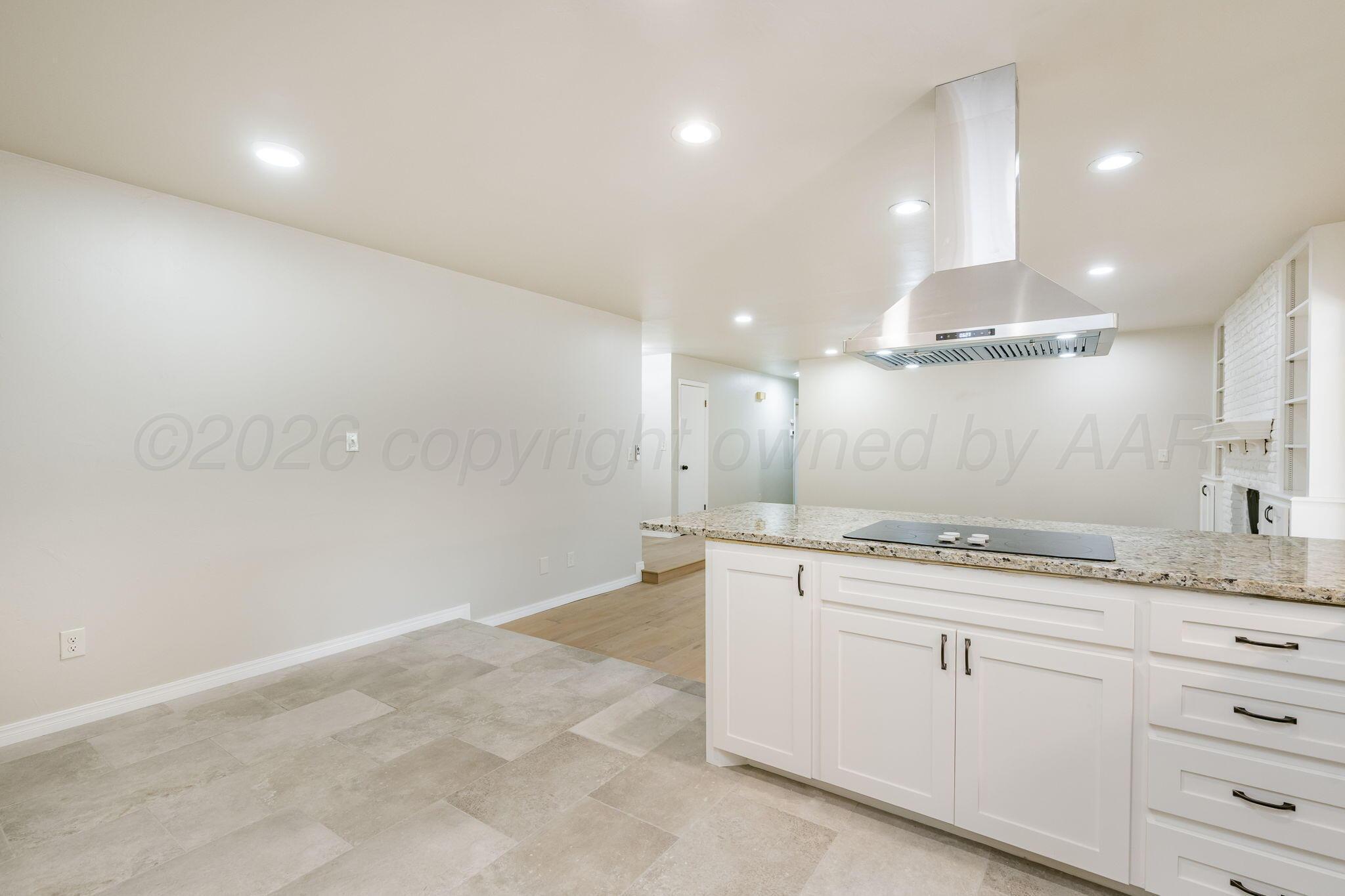 1409 Hillcrest Drive Property Photo 11
