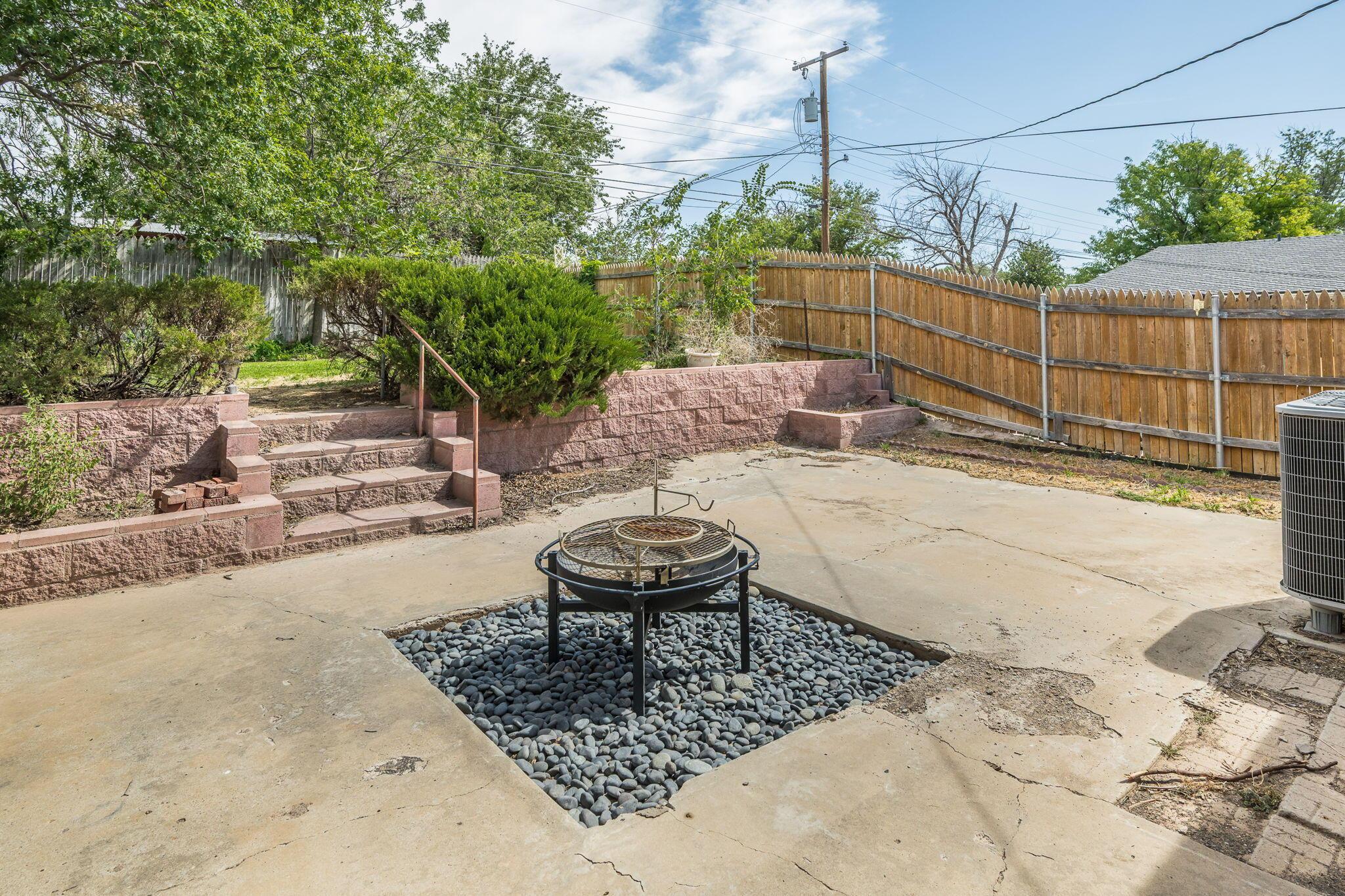 1409 Hillcrest Drive Property Photo 27