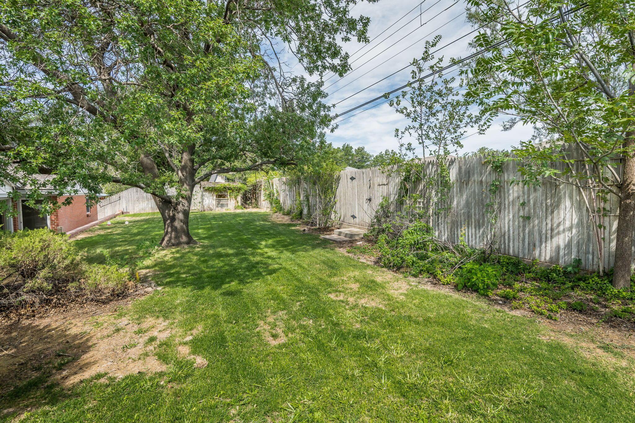 1409 Hillcrest Drive Property Photo 30